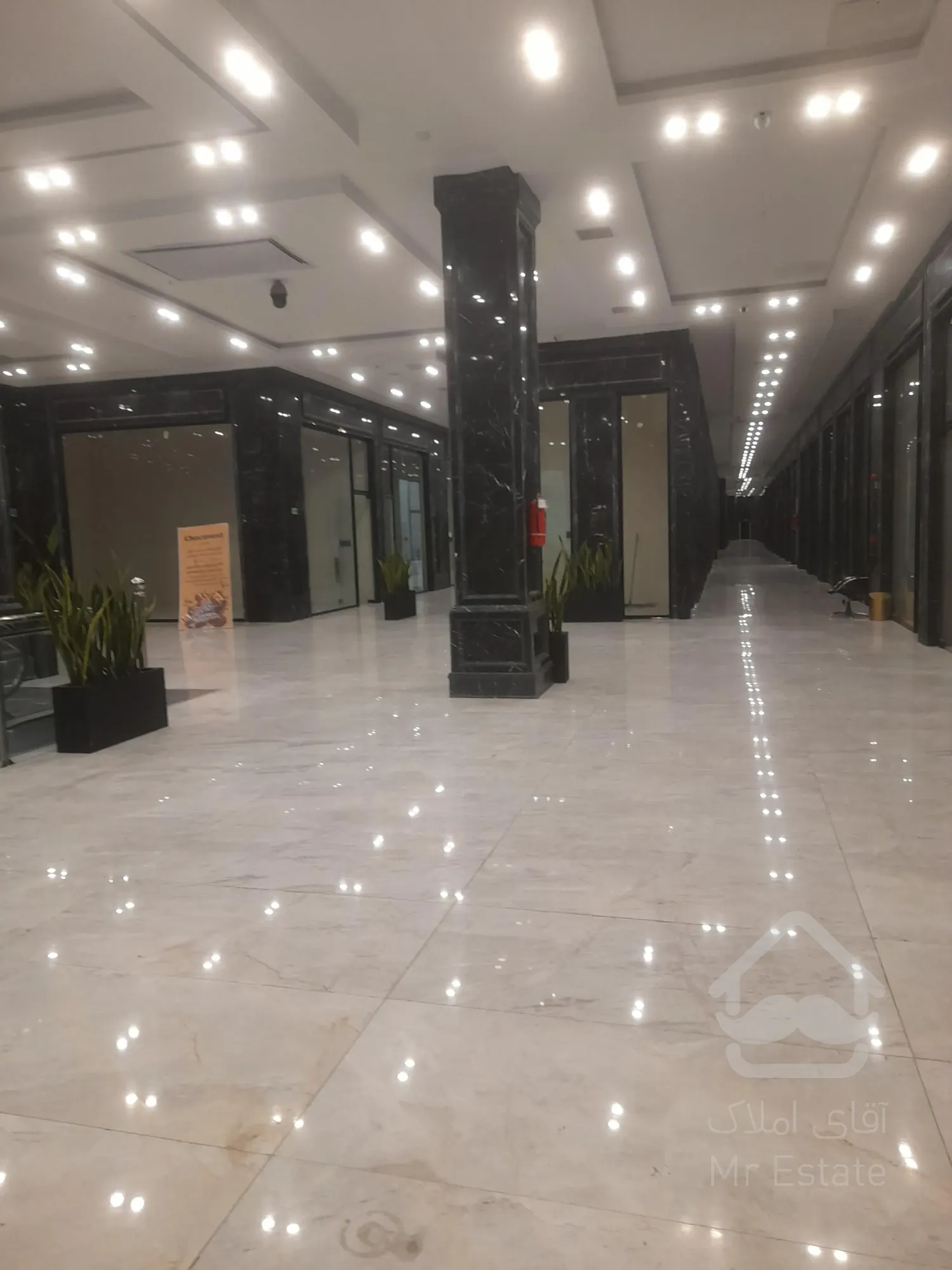 پیش خرید مغازه 18متری/کسب وکار لوکس فضای لوکس میخواهد/پونک