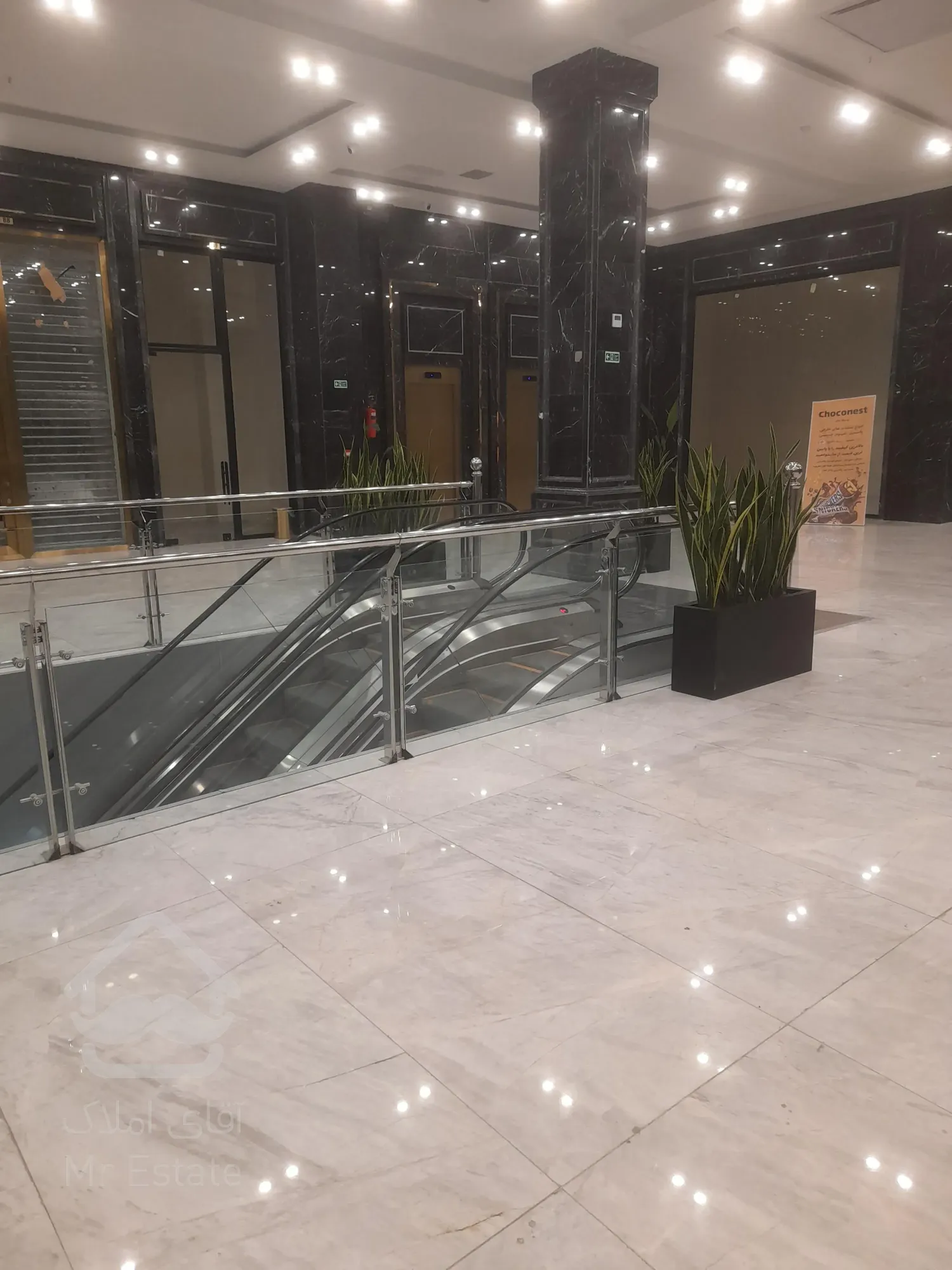 پیش فروش مغازه 28 متری با اقساط 36 ماهه در رونیکا پالاس میرزا بابایی