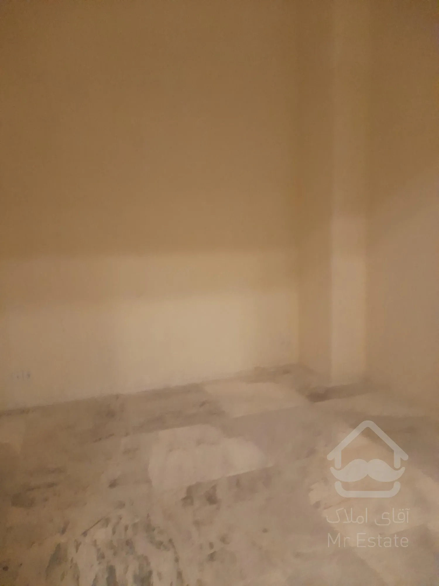 اجاره مغازه 57متری/ تنفس در اجاره / نزدیک مترو حسین آباد/ رونیکامال هروی