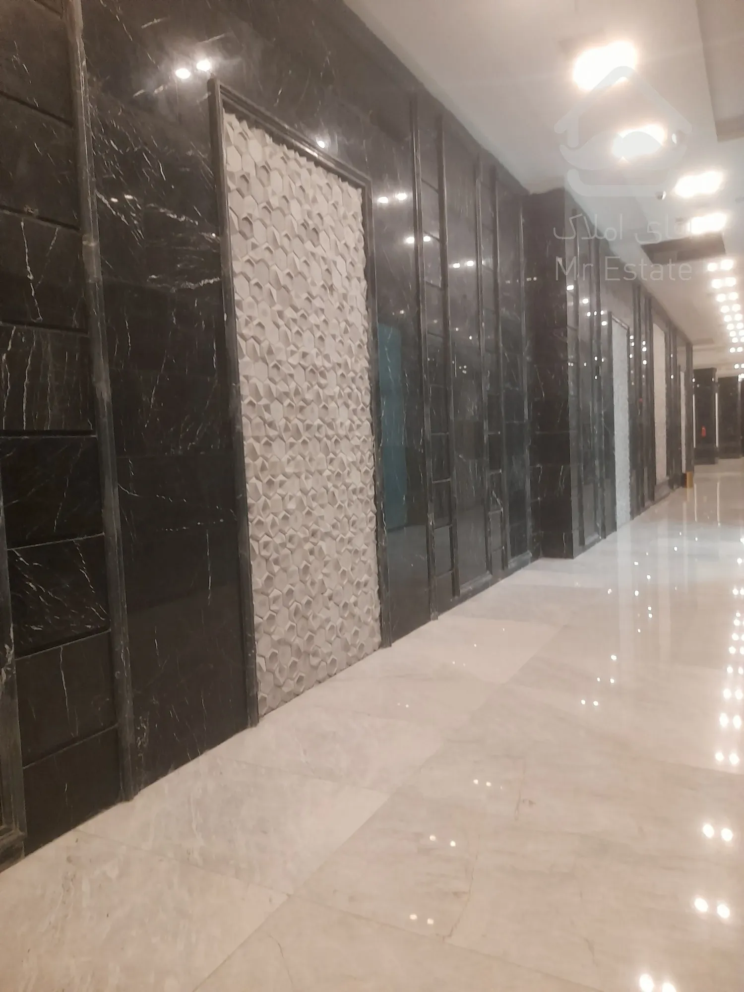 پیش فروش مغازه تجاری برای طلا وجواهرات باشرایط اقساطی رونیکامال پونک