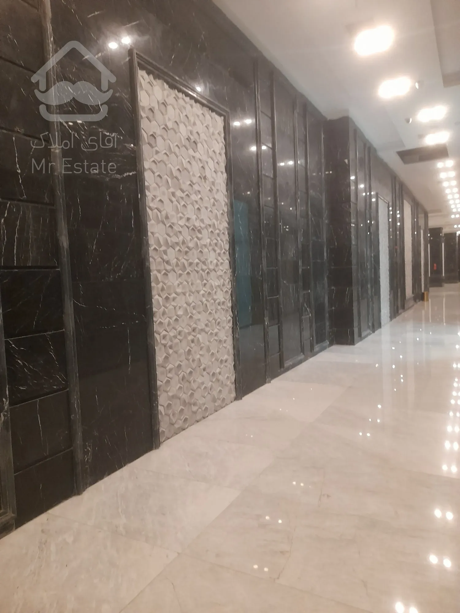 فروش مغازه تجاری بصورت اقساطی / سند تجاری/ نزدیک مترو حسین آباد