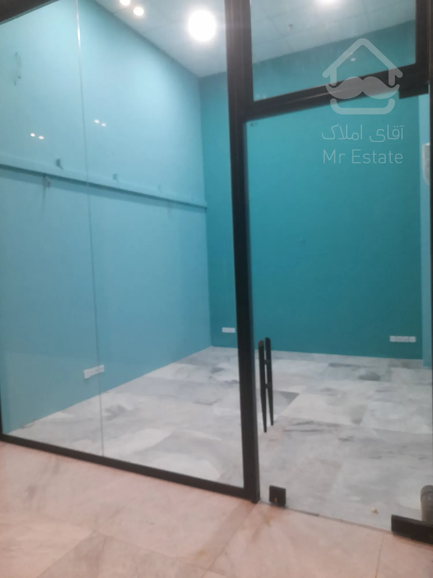 اجاره مغازه 39متری / ویترین مناسب کسب وکار شما در تاپ لوکیشن هروی