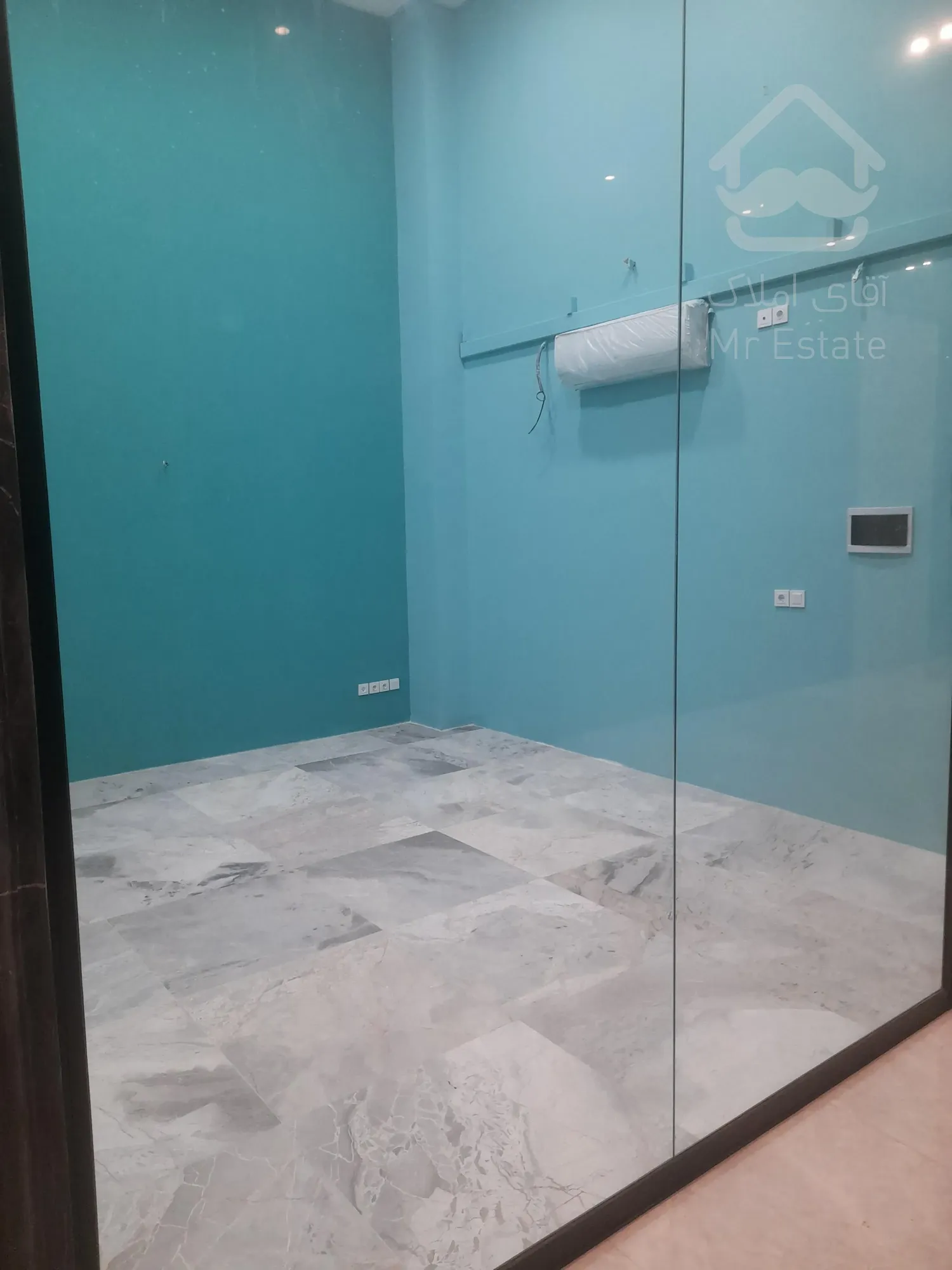 اجاره مغازه 39متری / ویترین مناسب کسب وکار شما در تاپ لوکیشن هروی