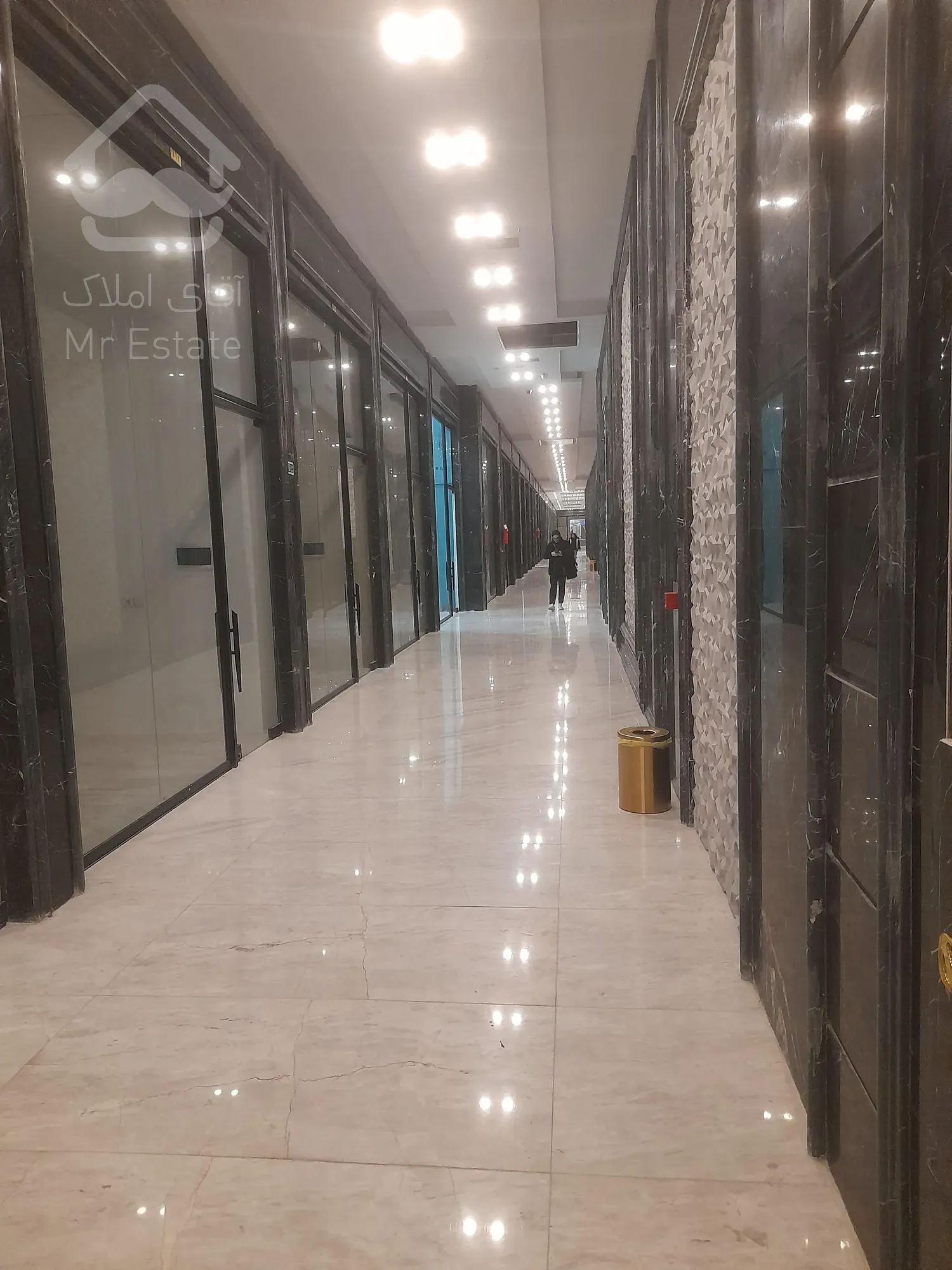 پیش فروش واحد تجاری برای صنف طلا و جواهرات / 18متری / رونیکامال پونک