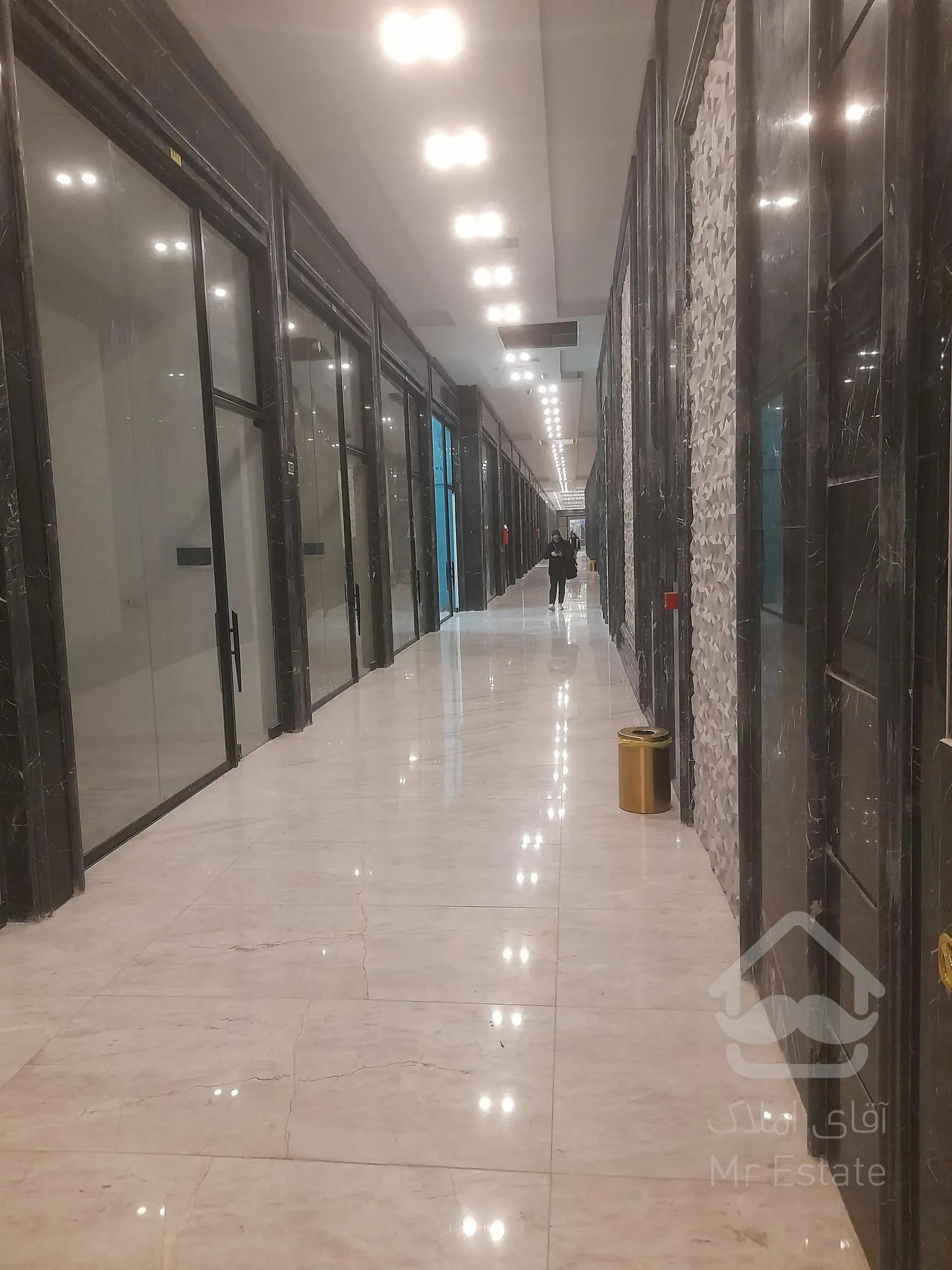 فروش واحد تجاری با شرایط اقساط در رونیکامال هروی