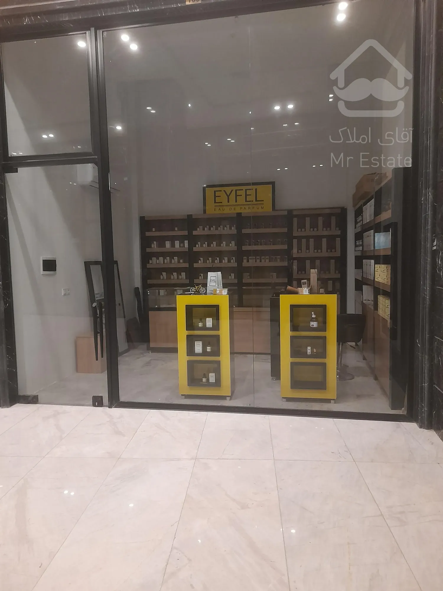 فروش مغازه 24متری ویترین مدرن کسب وکار شما/مرکز خرید رونیکا مال هروی