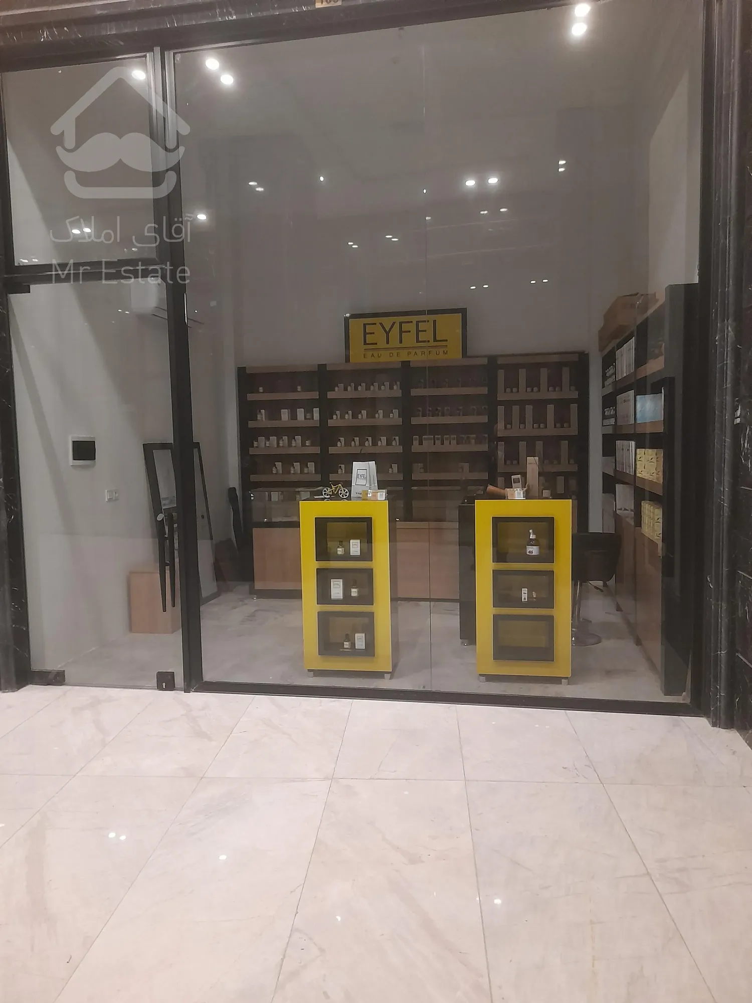 فروش مغازه 20متری/نزدیک مترو/سند تجاری/اقساطی/شرق/رونیکا مال هروی