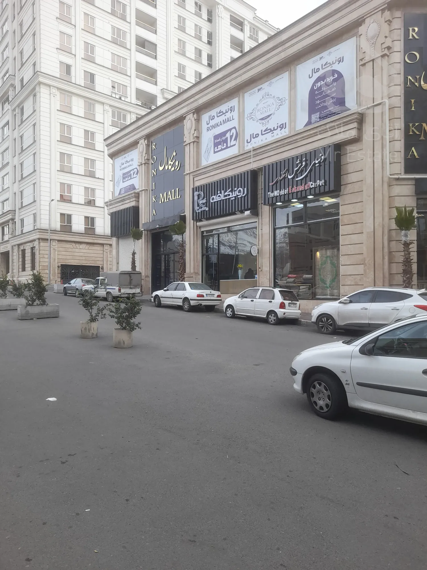 اجاره واحد تجاری 20متری/ جنب مترو حسین آباد و پروژه 1800واحدی/ هروی