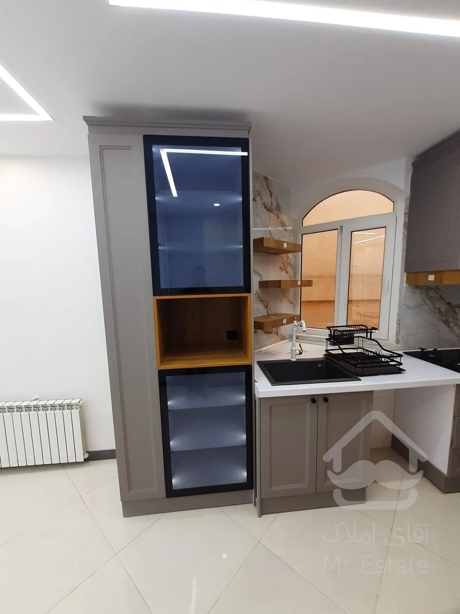 فروش آپارتمان ۸۰متری ۲خواب سالن پرده خور کمالی شرقی