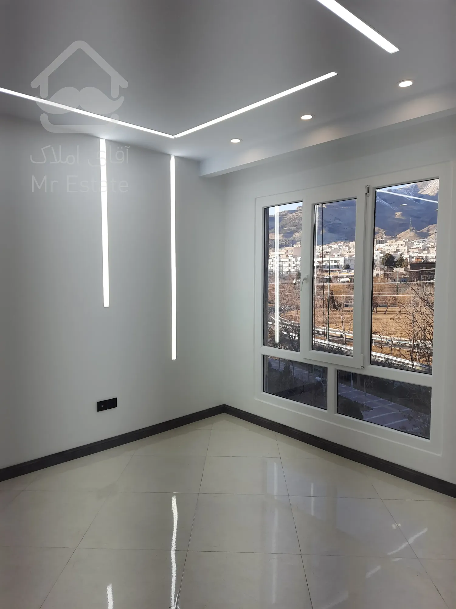 فروش آپارتمان ۷۰متر ۲خواب بلوار کمالی سالن پرده خور