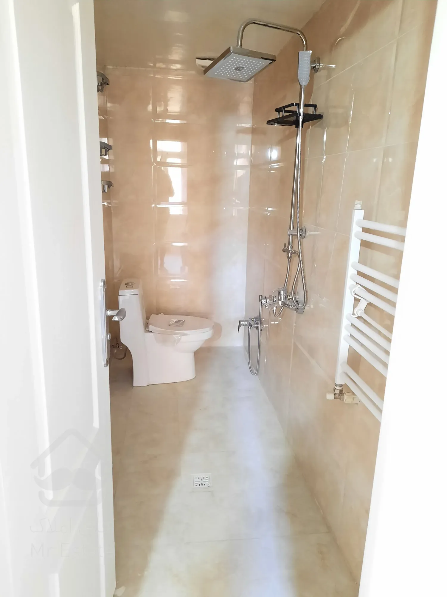 فروش آپارتمان ۱۰۱ متری ۳ خوابه در هفت تیر