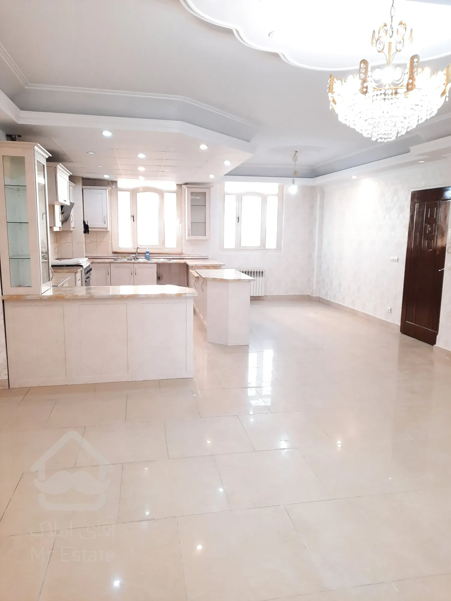 فروش آپارتمان ۱۰۱ متری ۳ خوابه در هفت تیر