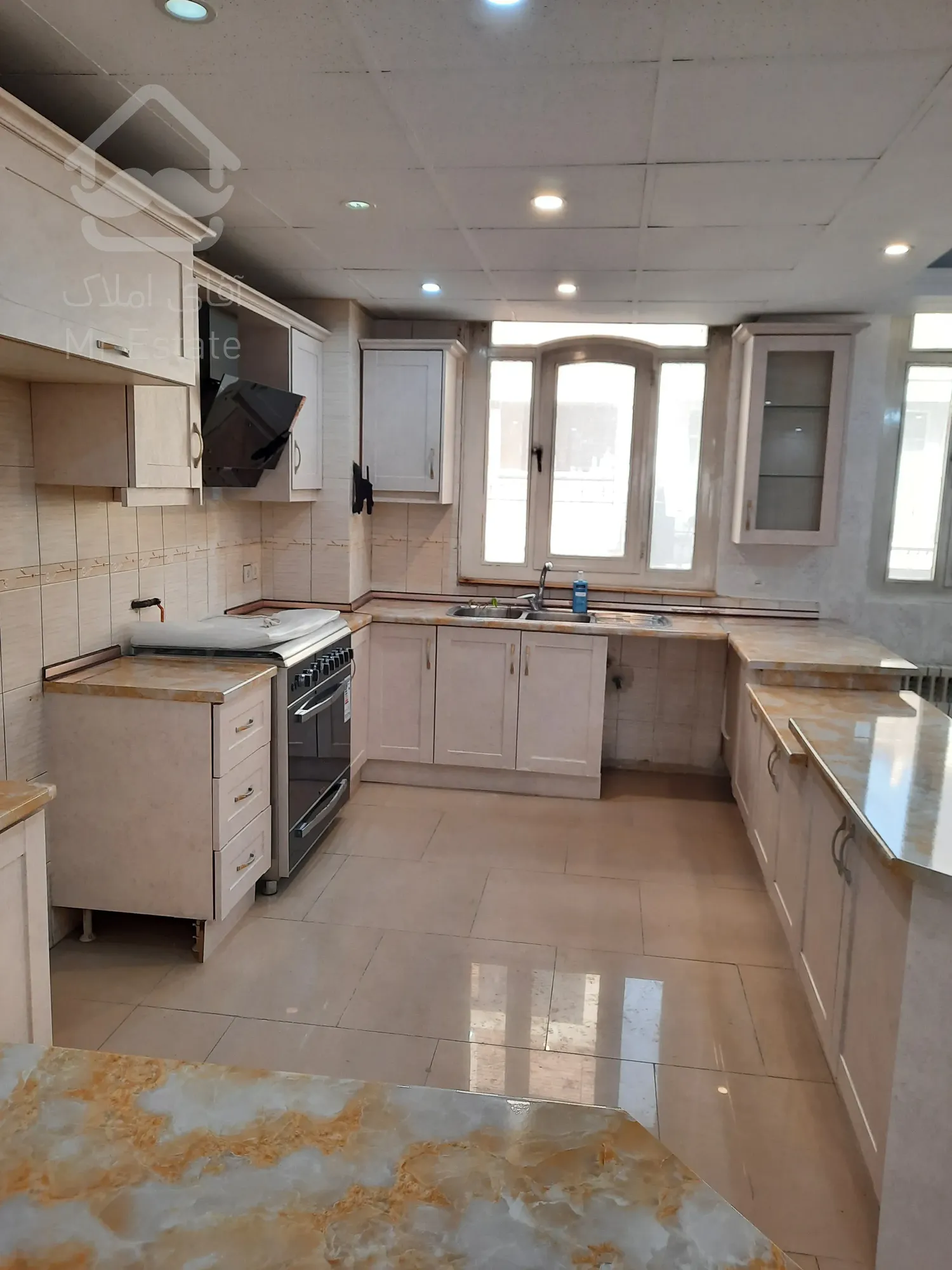 فروش آپارتمان ۱۰۱ متری ۳ خوابه در هفت تیر