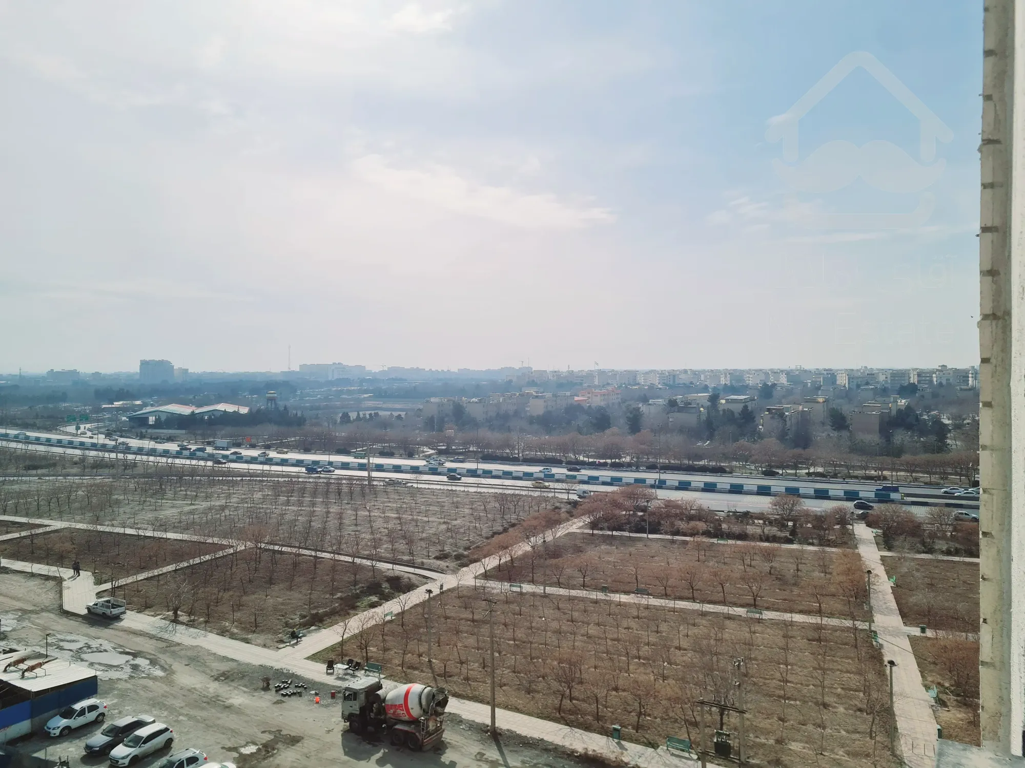 فروش آپارتمان ۹۵ متری مجتمع صدرا منطقه ۱۵