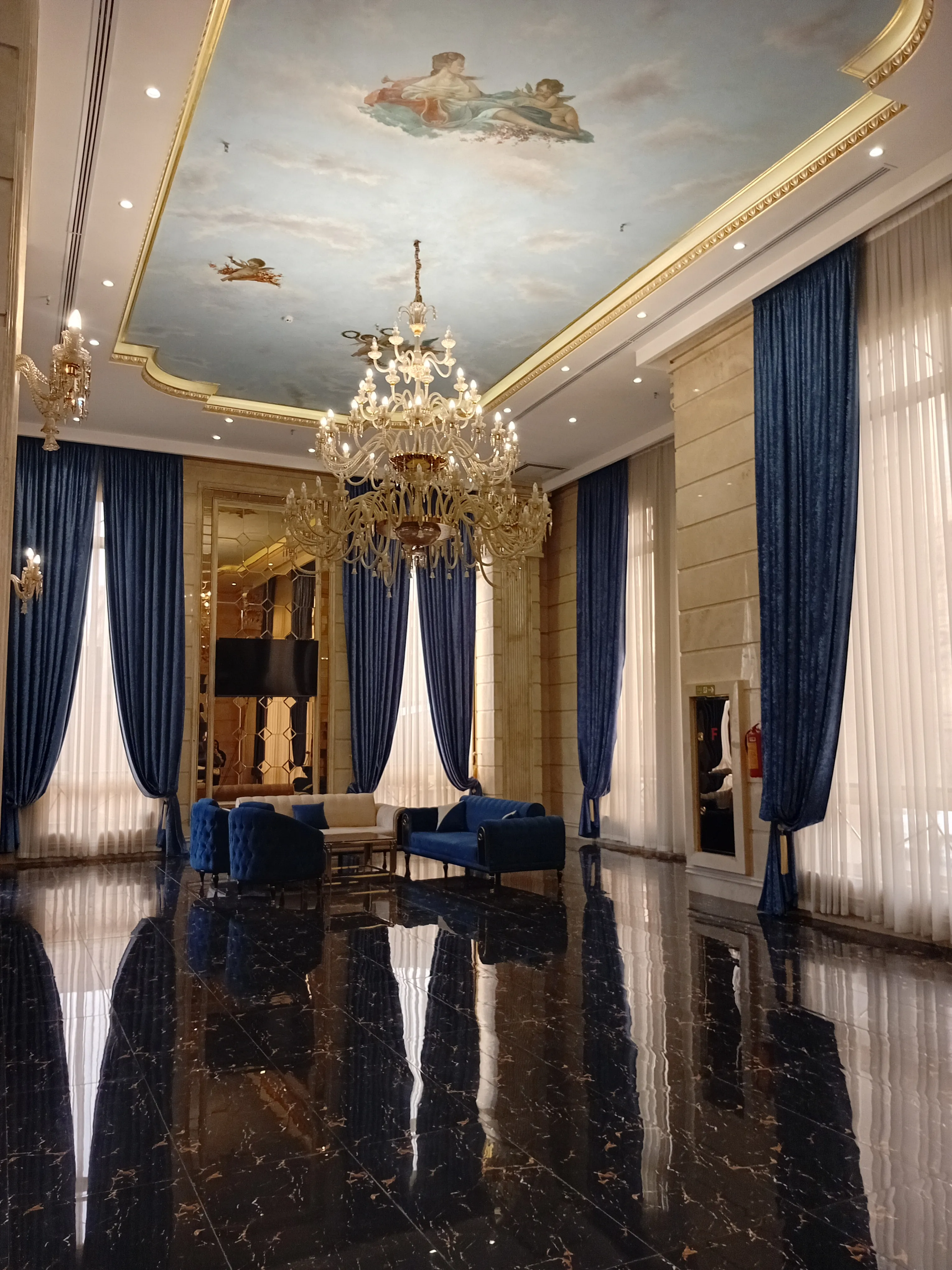 پیش فروش آپارتمان ۱۲۳ متری لوکس در رونیکاپالاس دردشت