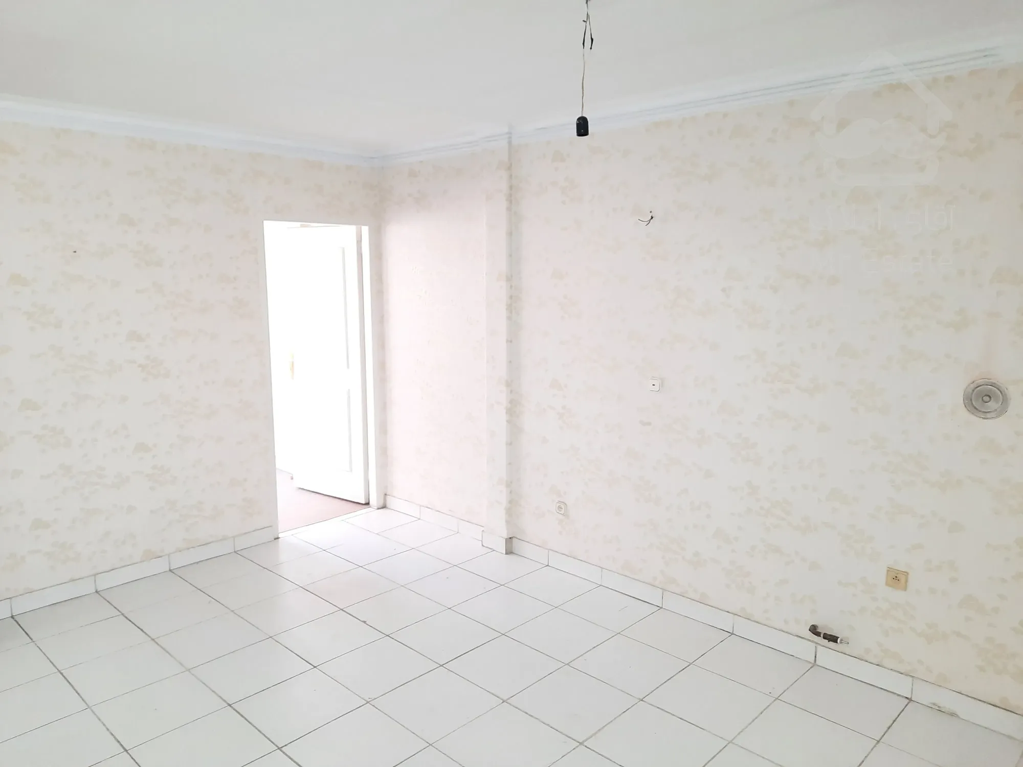 فروش آپارتمان ۶۰ متر ۲خواب در بهار ، هفت تیر