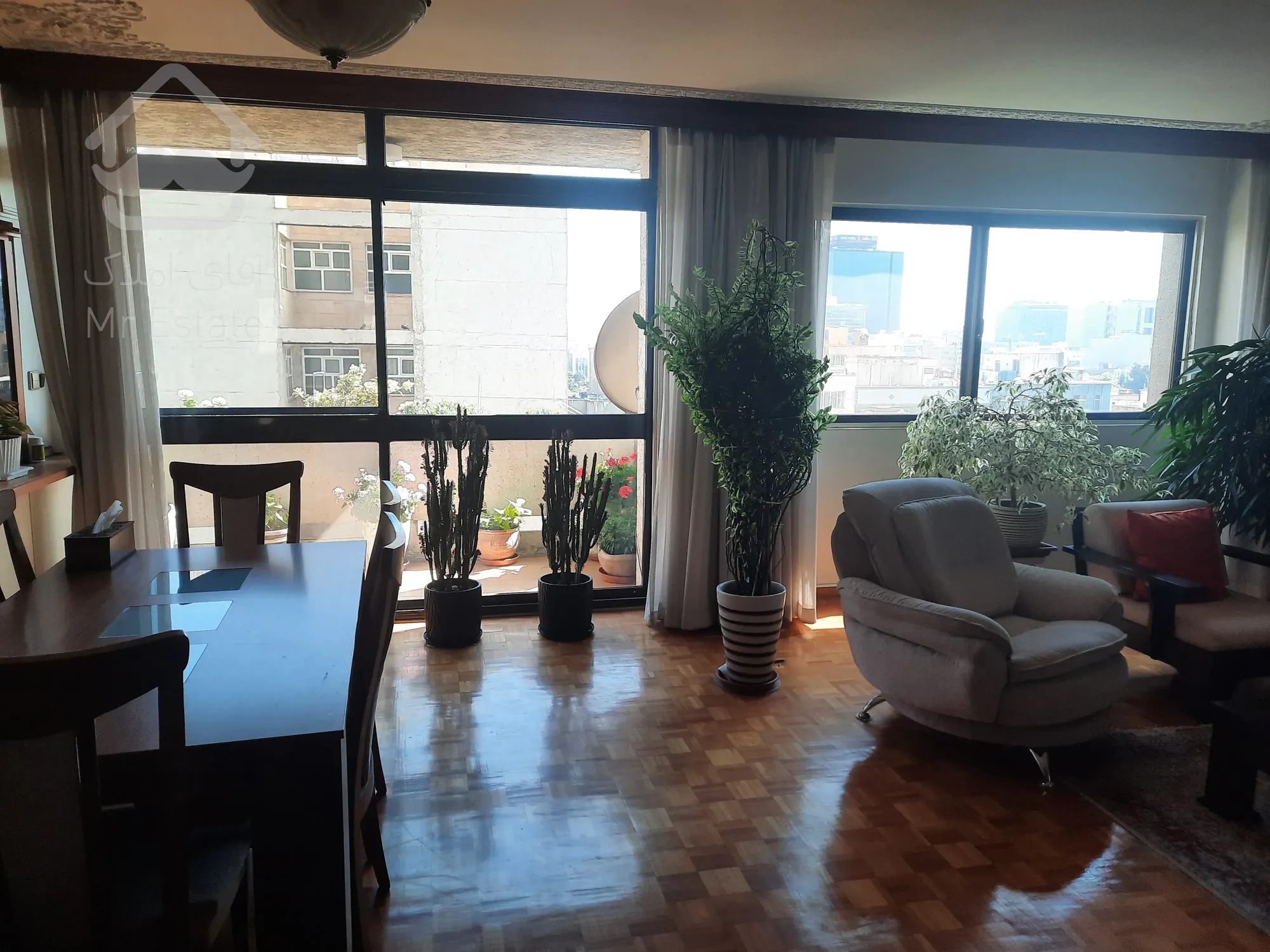 فروش آپارتمان ۱۶۰ متر فول امکانات در هفت تیر مجتمع فریهان