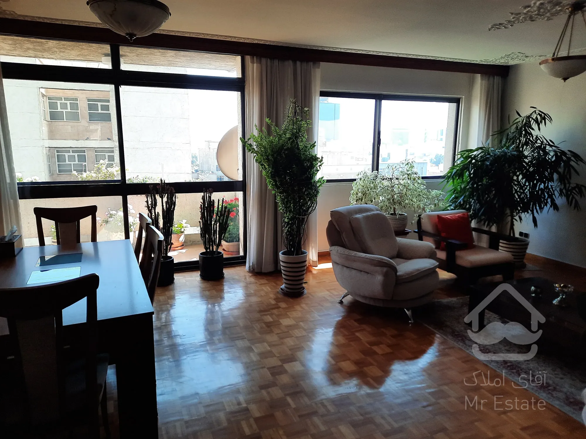 فروش آپارتمان ۱۶۰ متر فول امکانات در هفت تیر مجتمع فریهان