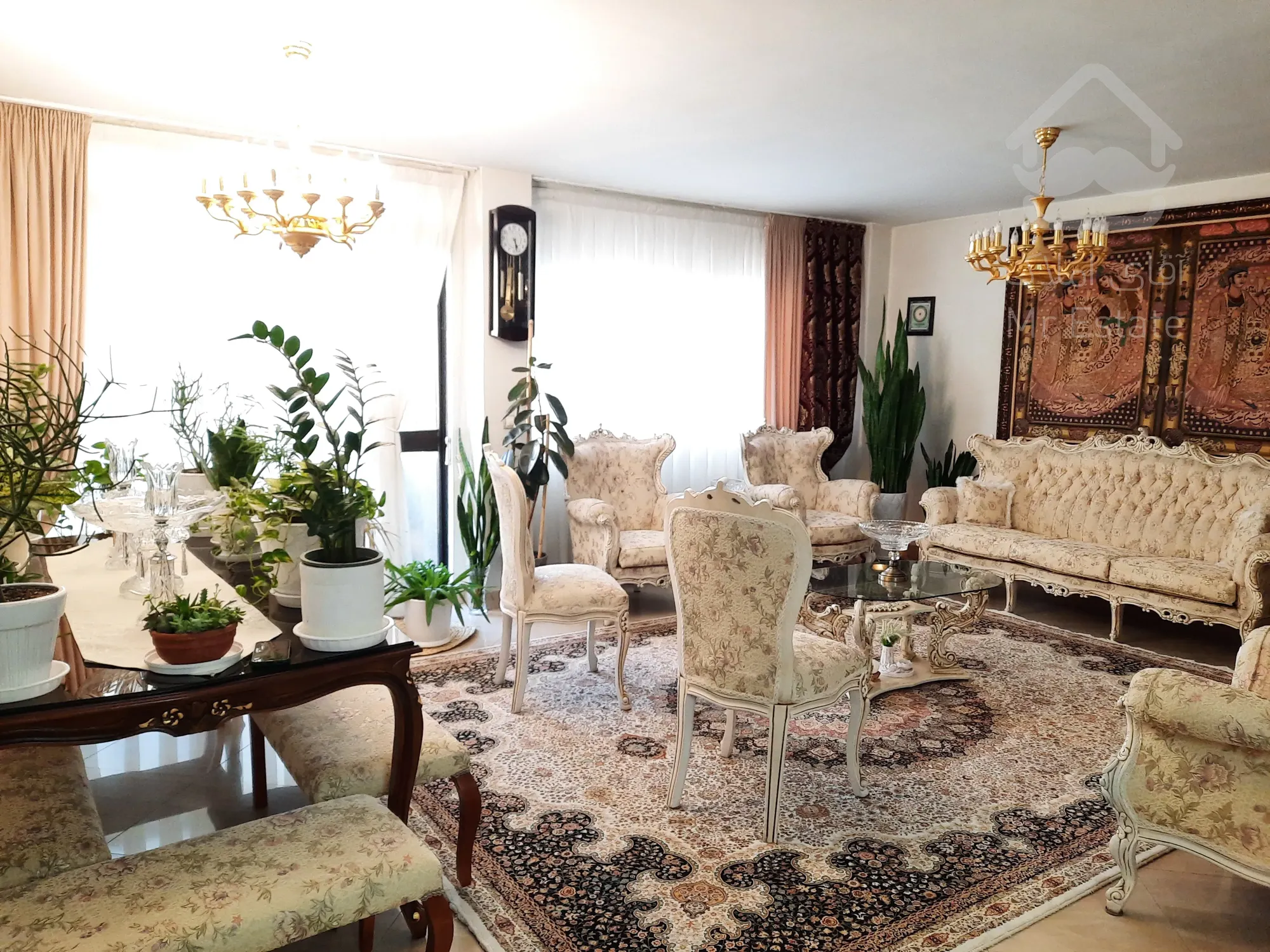 فروش آپارتمان ۱۳۹ متر فو امکانات در هفت تیر مجتمع فریهان