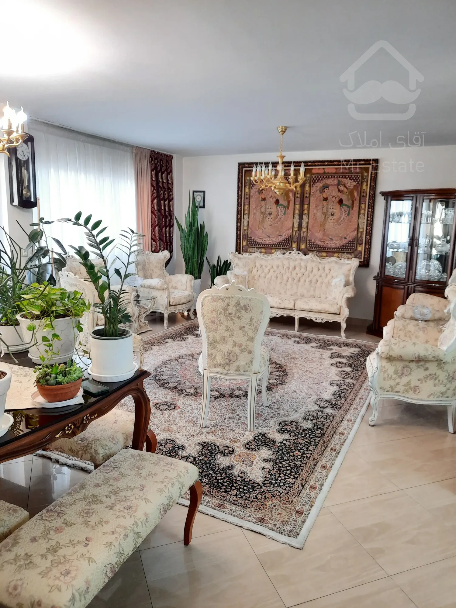 فروش آپارتمان ۱۳۹ متر فو امکانات در هفت تیر مجتمع فریهان