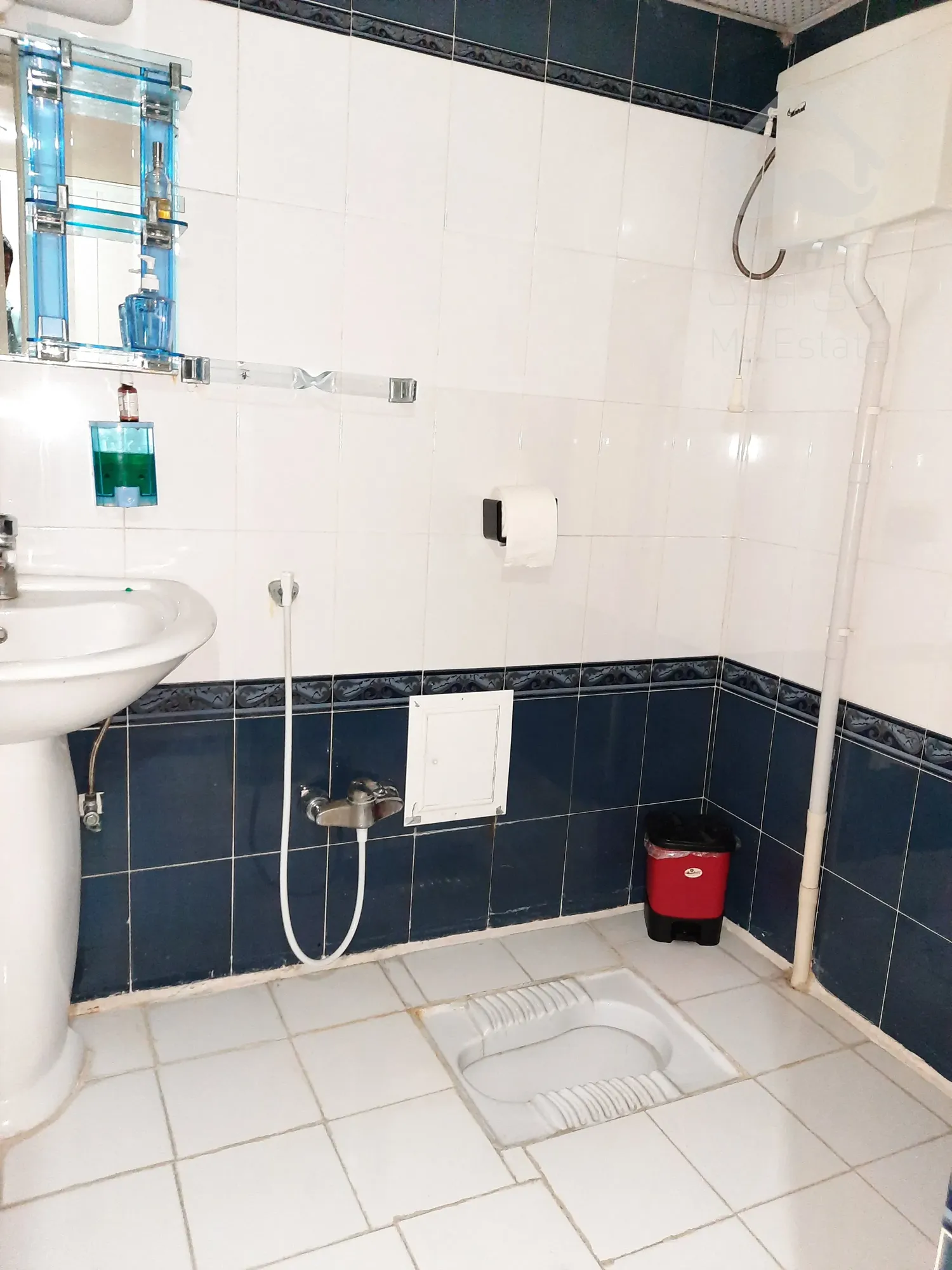 فروش آپارتمان ۱۳۹ متر فو امکانات در هفت تیر مجتمع فریهان