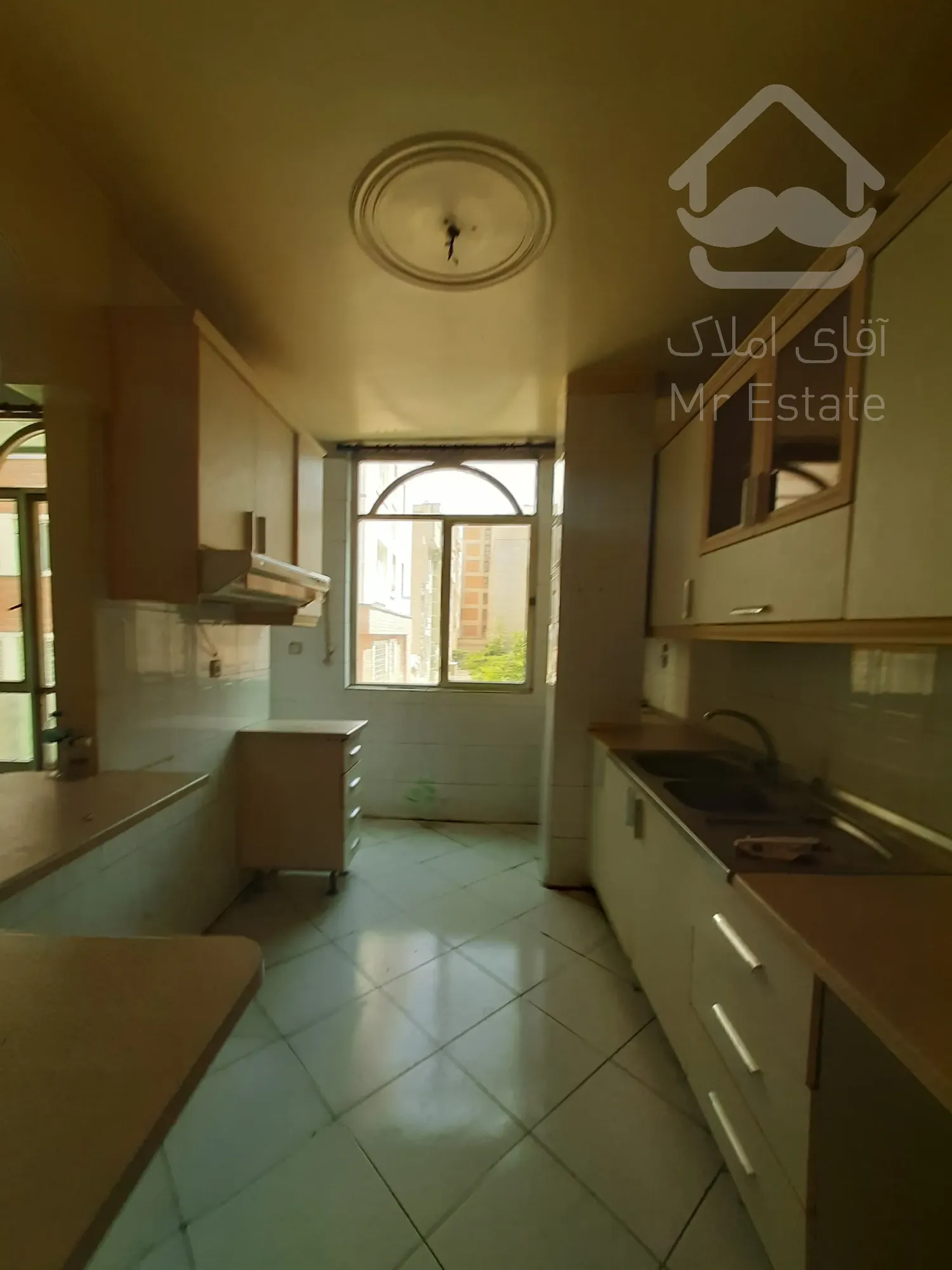 فروش آپارتمان ۷۵متر ۲خواب کمالی شرقی