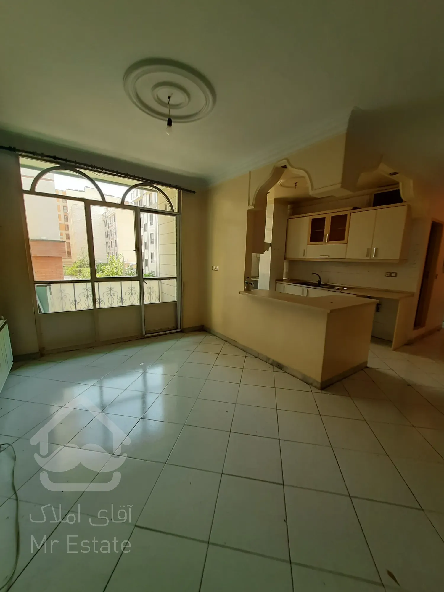 فروش آپارتمان ۷۵متر ۲خواب کمالی شرقی