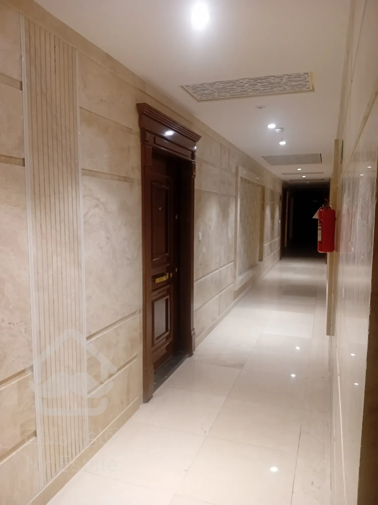 پیش فروش آپارتمان 55 متری در رونیکاپالاس نیایش