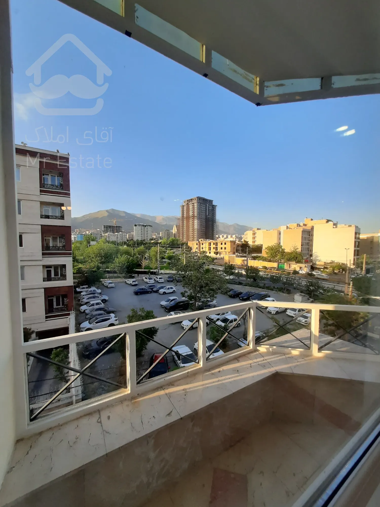 فروش آپارتمان ۸۰متر ۲خواب فول امکانات خطی رو به آفتاب بلوار کمالی شرقی