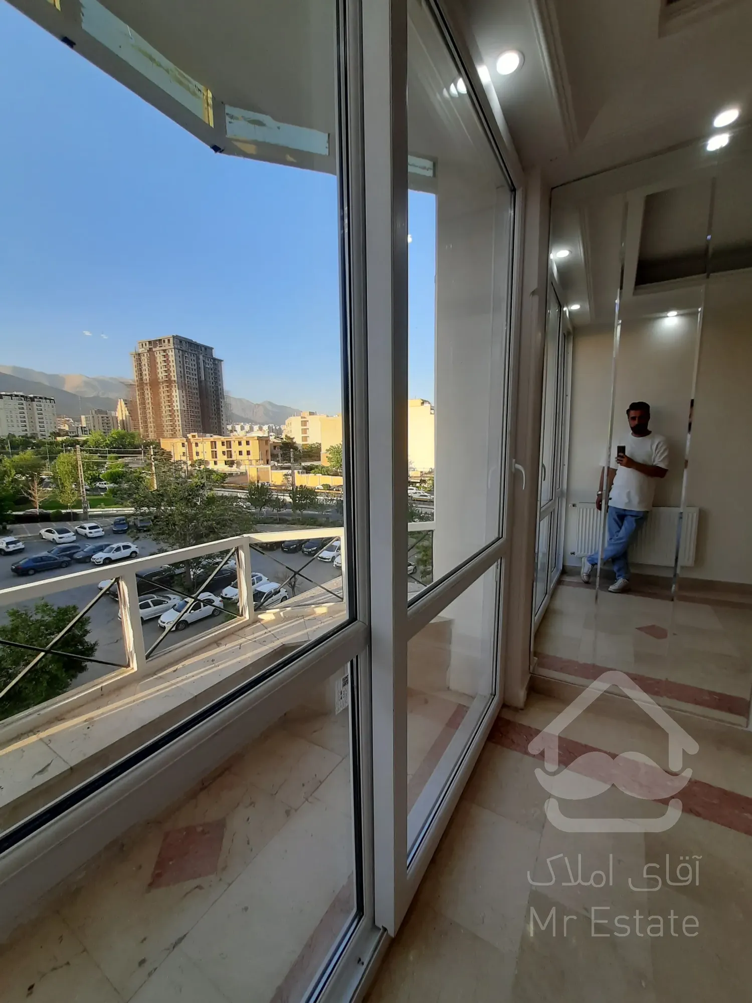 فروش آپارتمان ۸۰متر ۲خواب فول امکانات خطی رو به آفتاب بلوار کمالی شرقی