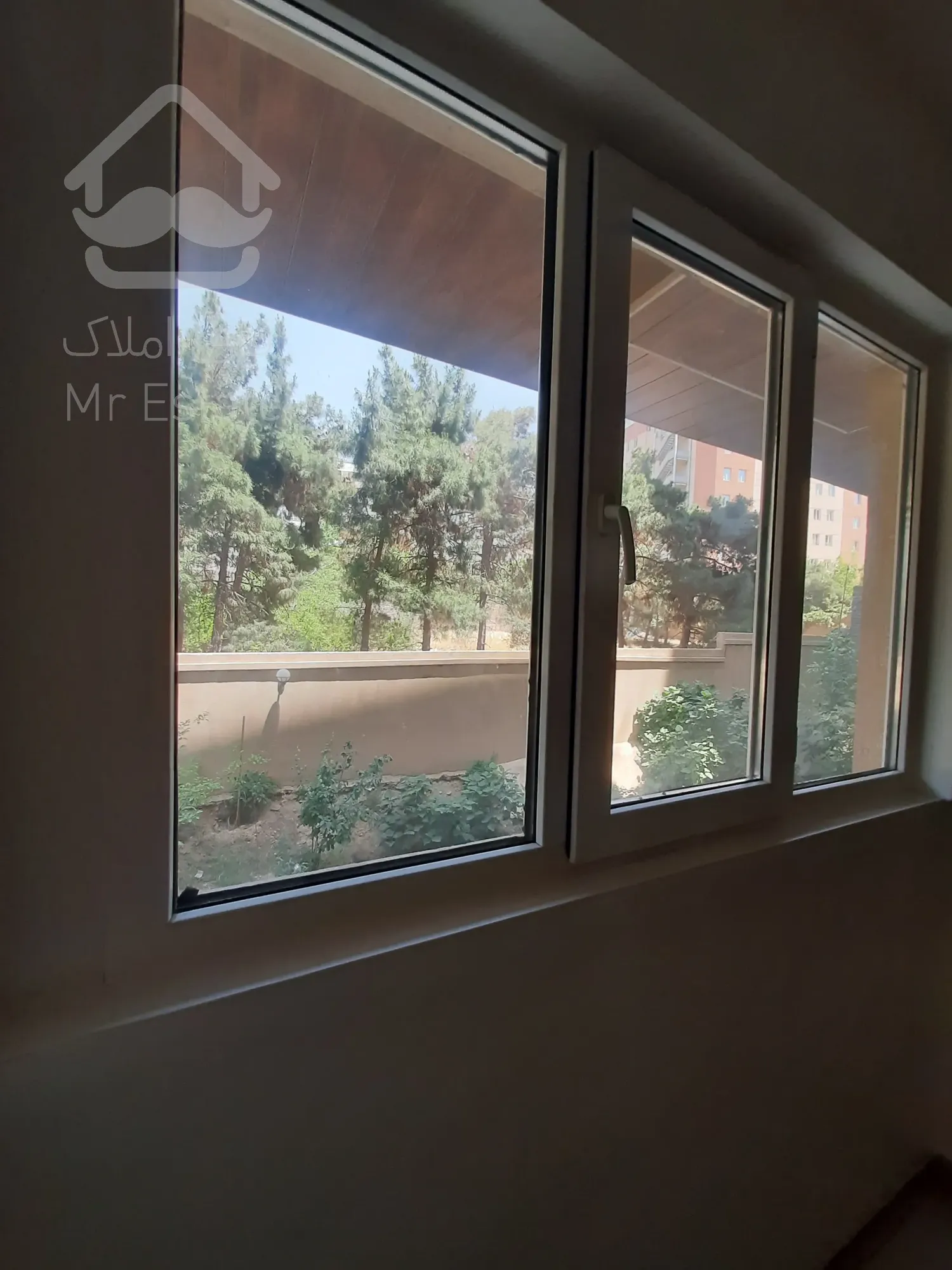 فروش آپارتمان ۸۷متر ۲خواب تراورتن استخر دار همیلا زیر قیمت