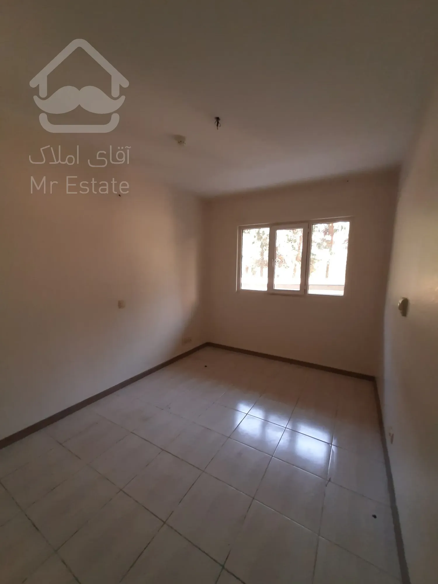 فروش آپارتمان ۸۷متر ۲خواب تراورتن استخر دار همیلا زیر قیمت