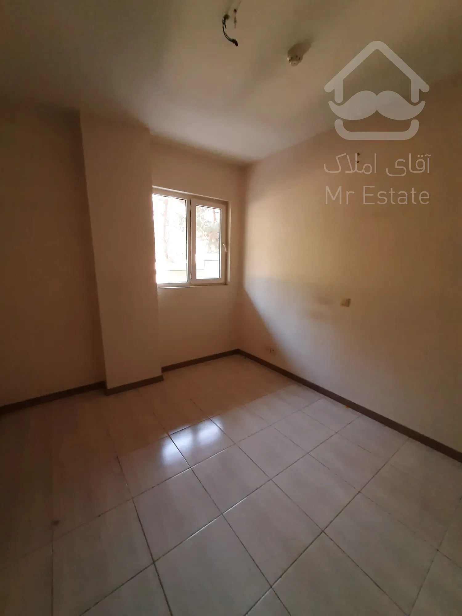 فروش آپارتمان ۸۷متر ۲خواب تراورتن استخر دار همیلا زیر قیمت