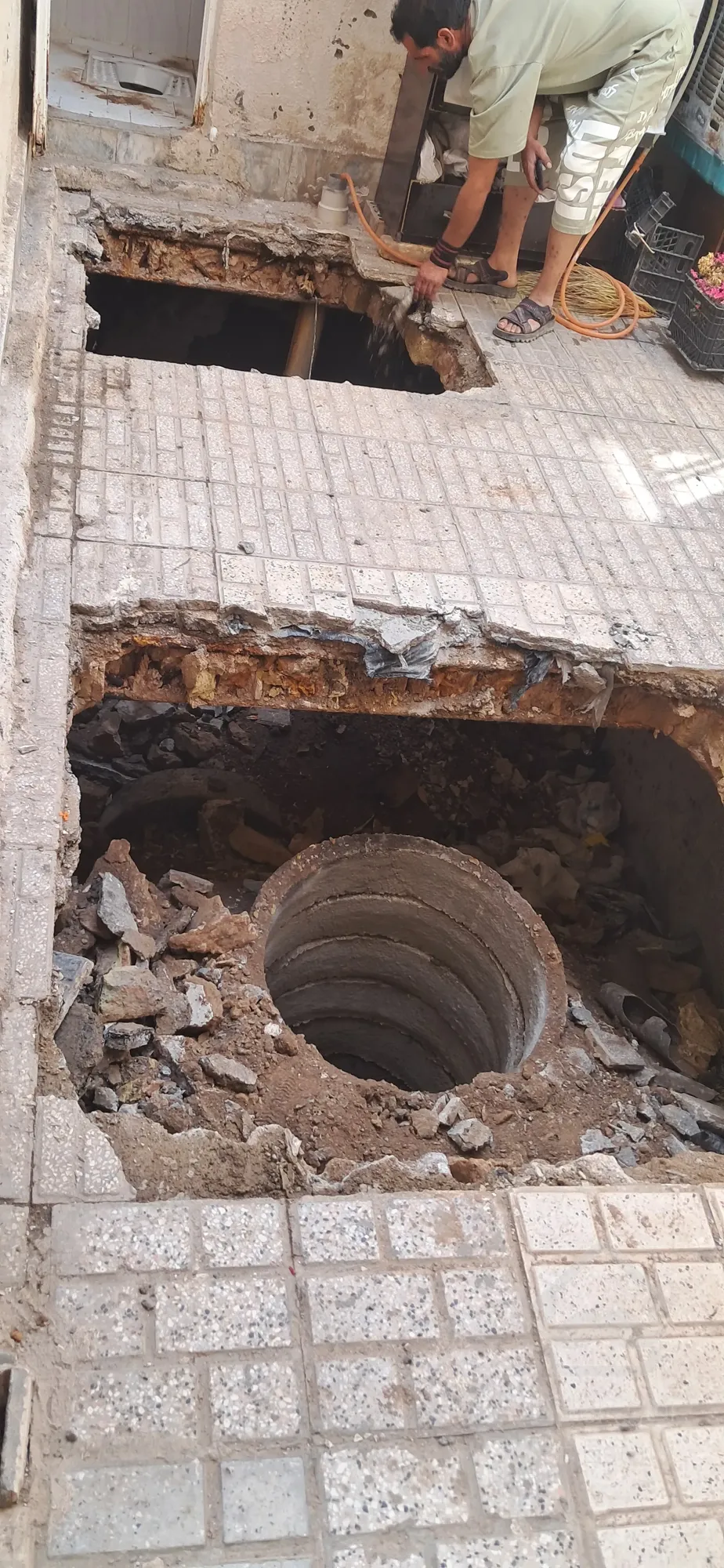 وصل اگو وتخریب  بنایی