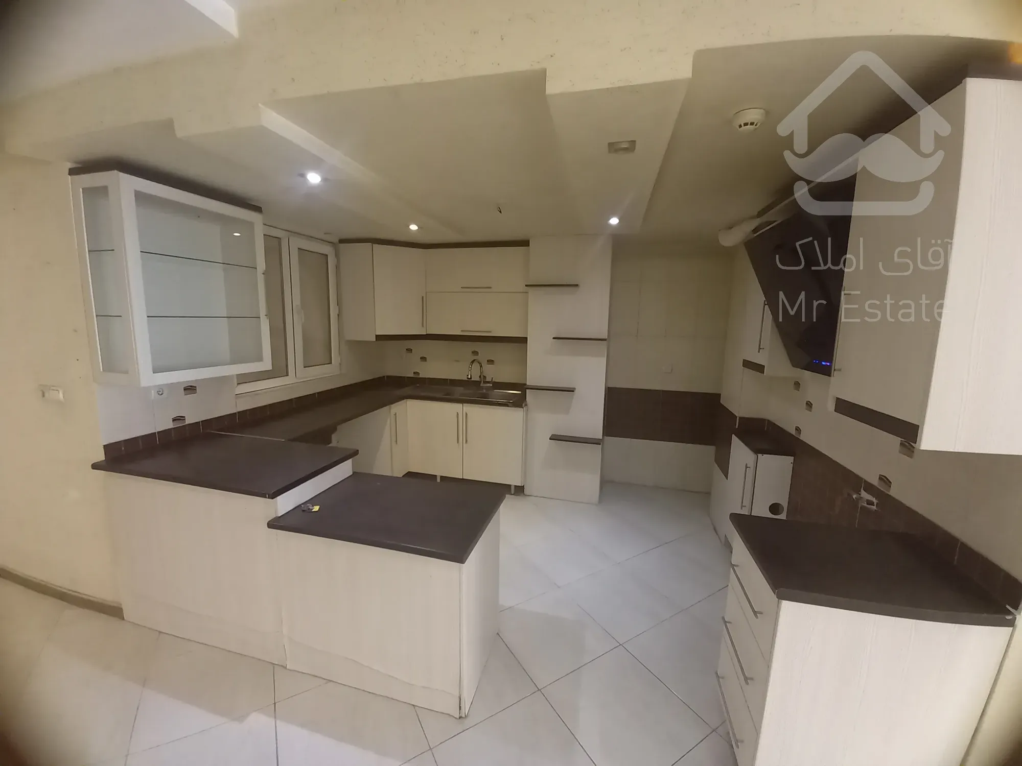 آپارتمان ۱۰۵متری دوخوابه خیابان صفاریان