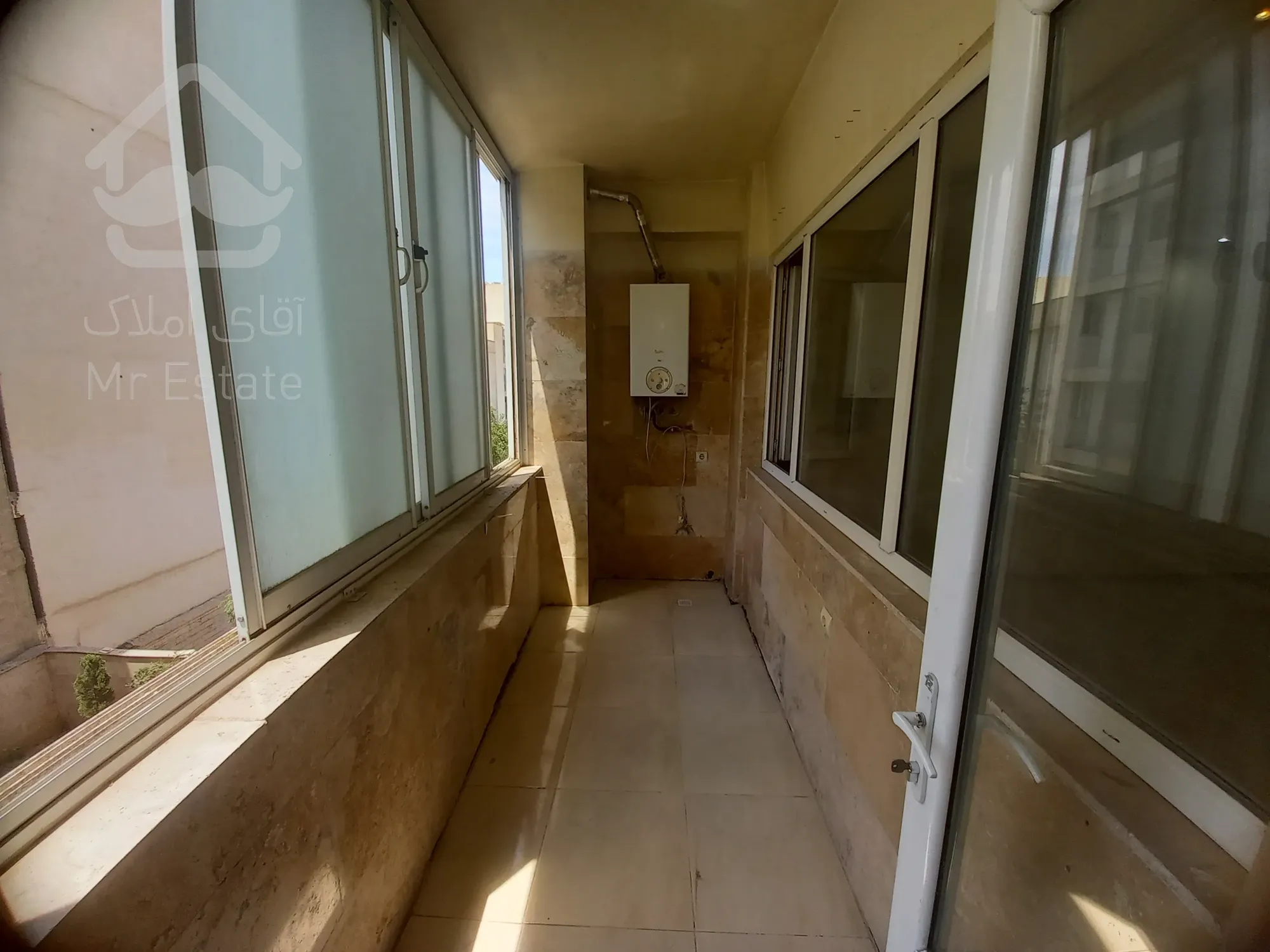 آپارتمان ۱۰۵متری دوخوابه خیابان صفاریان