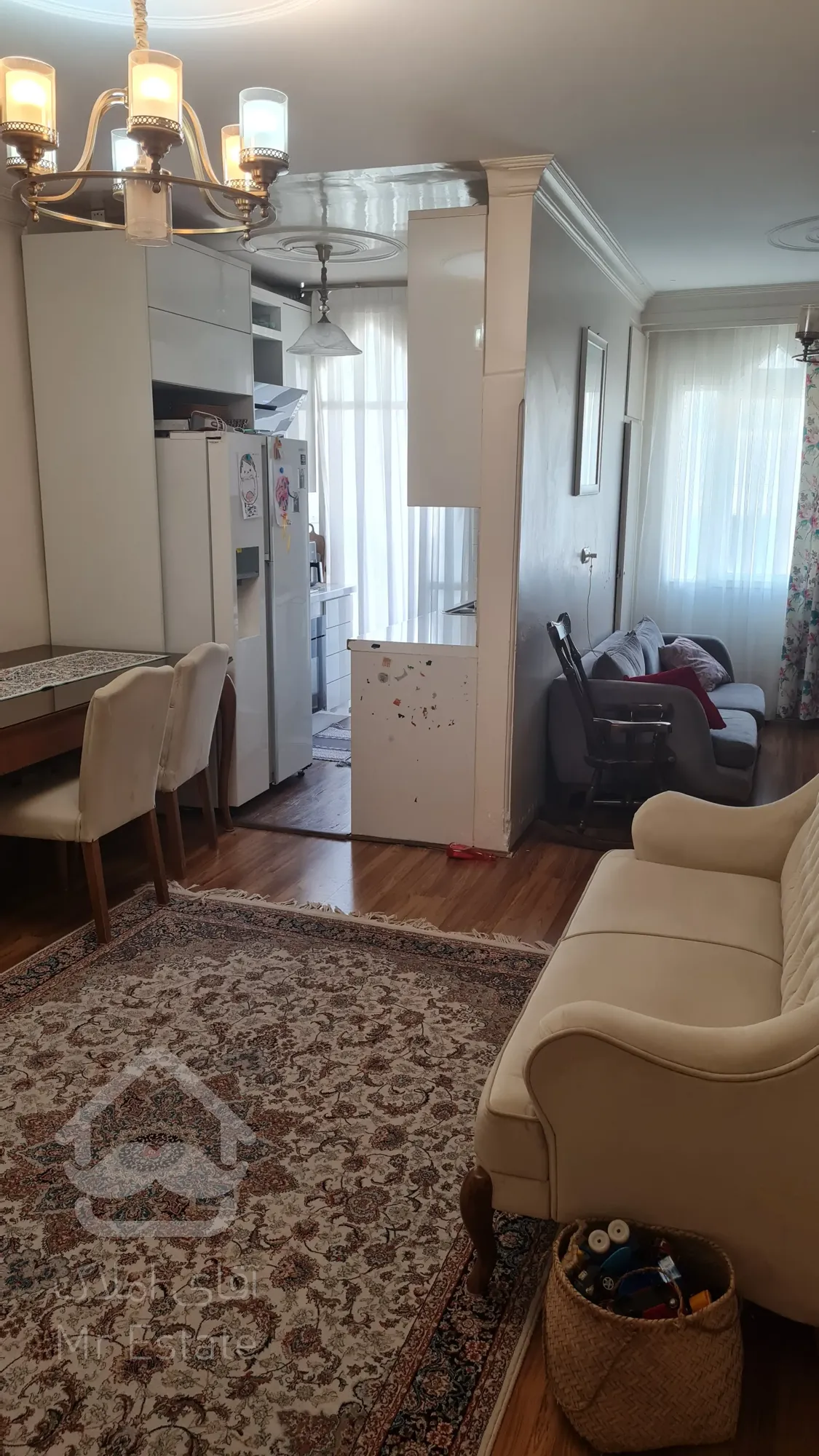 فروش آپارتمان ۶۰ متری بازسازی شده خوش نقشه، نورگیر