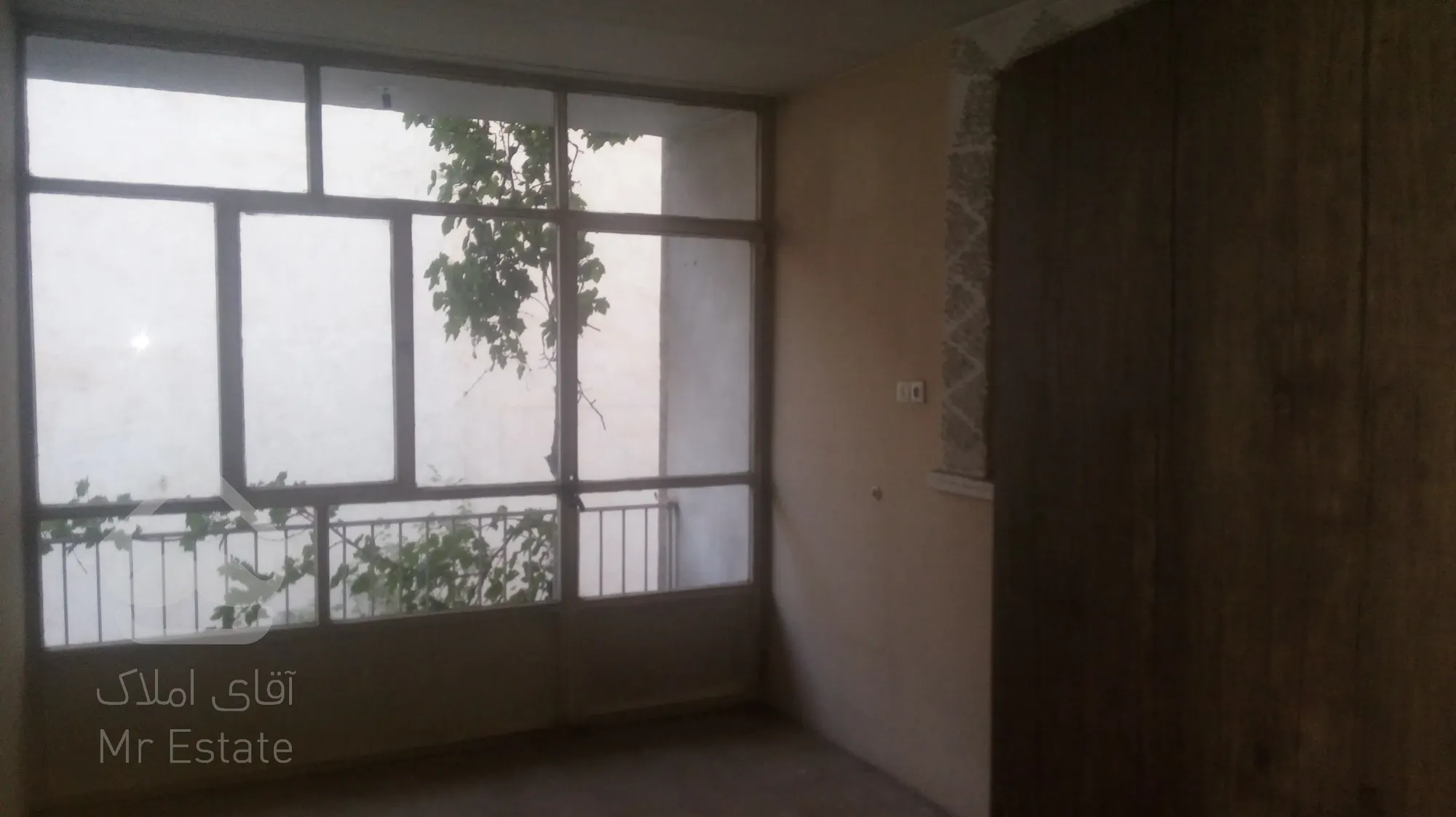 اجاره طبقه دوم 60 متری موقعیت اداری