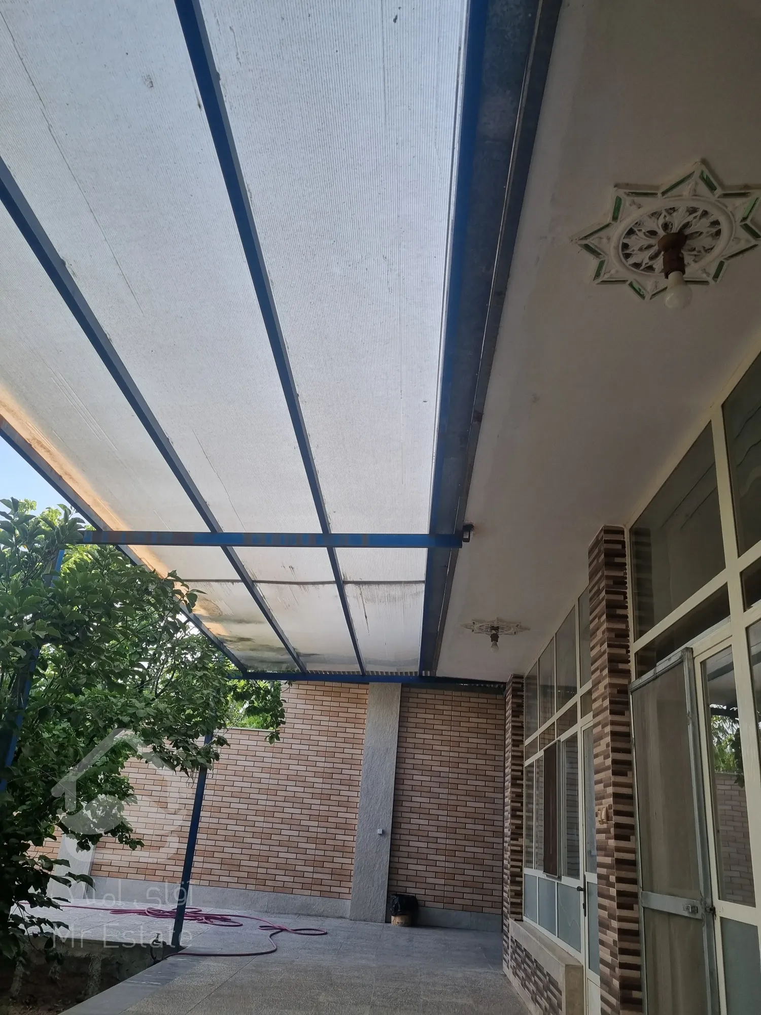 فروش خانه ی ویلایی