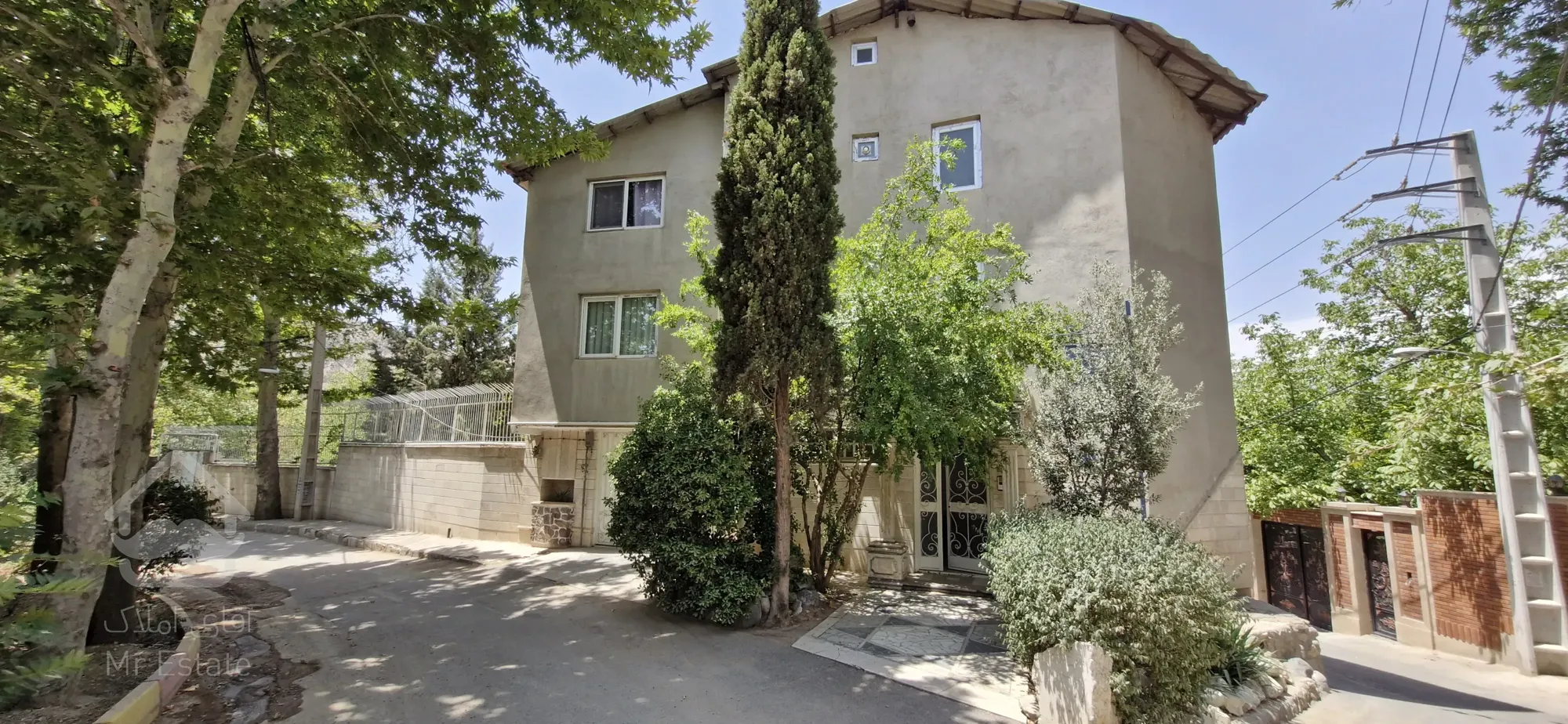 اپارتمان ۱۲۰ متری ۴۰ متر بالکن ویو ابدی