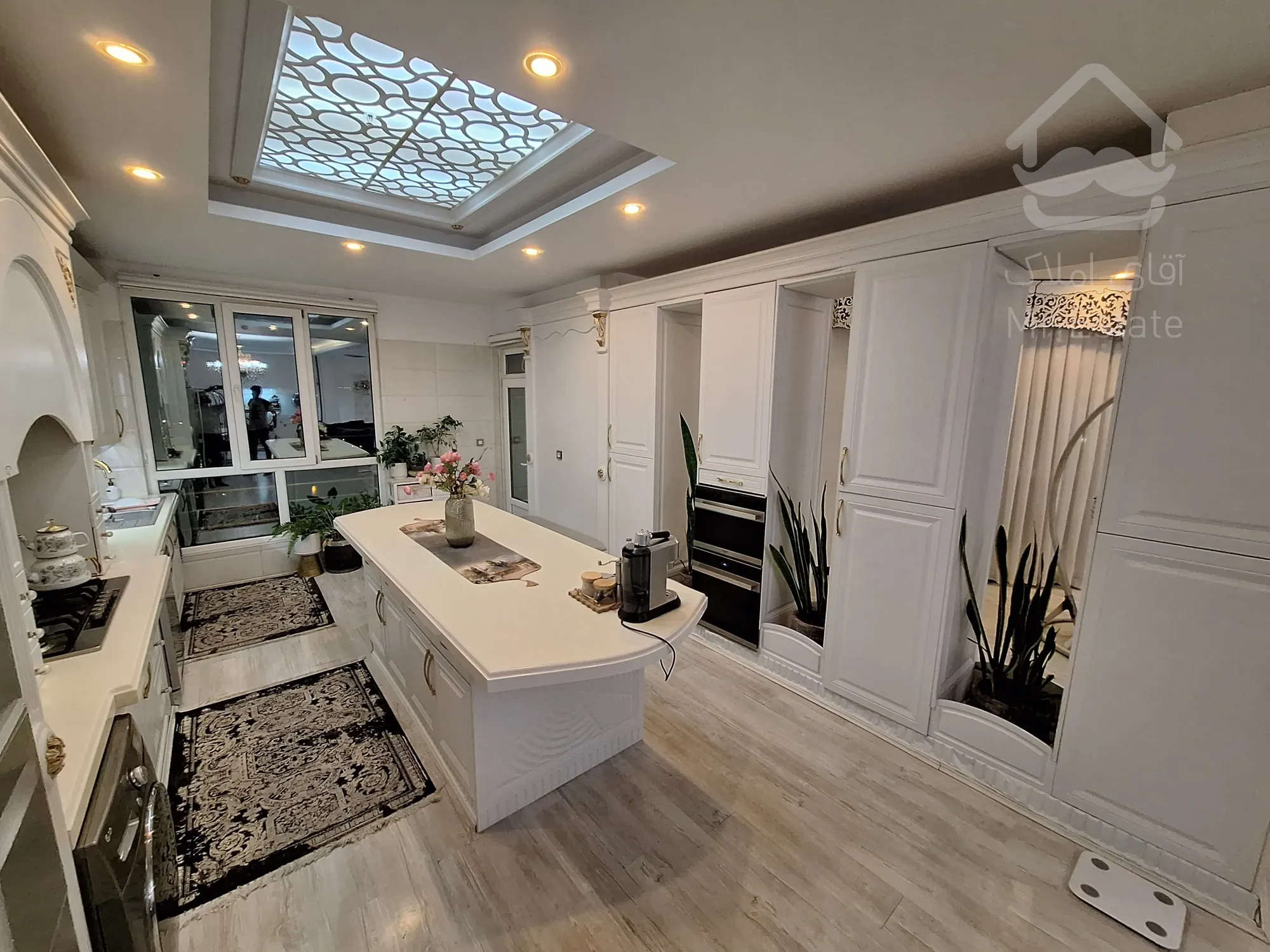 310 متر پنت هاوس / معاوضه با خودرو