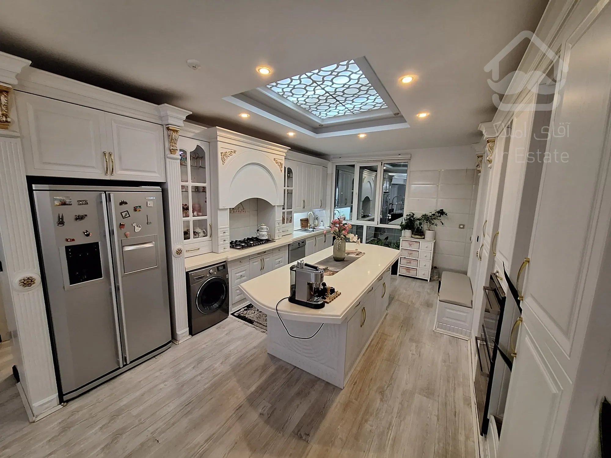 310 متر پنت هاوس / معاوضه با خودرو