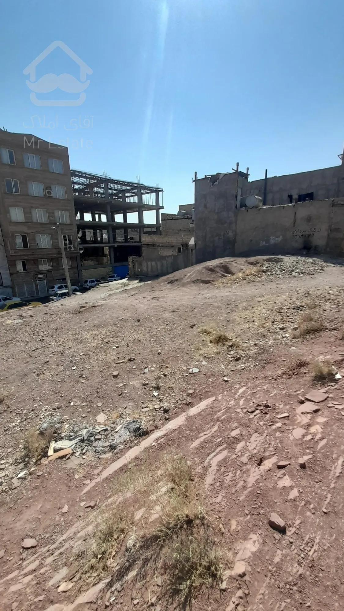 زمین در شهر قدس