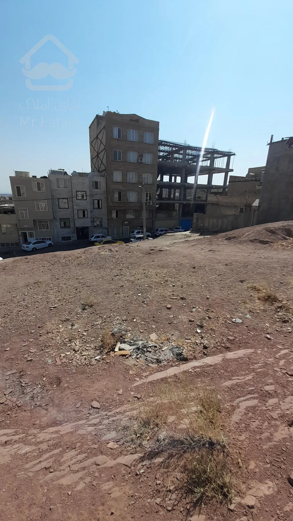 زمین در شهر قدس