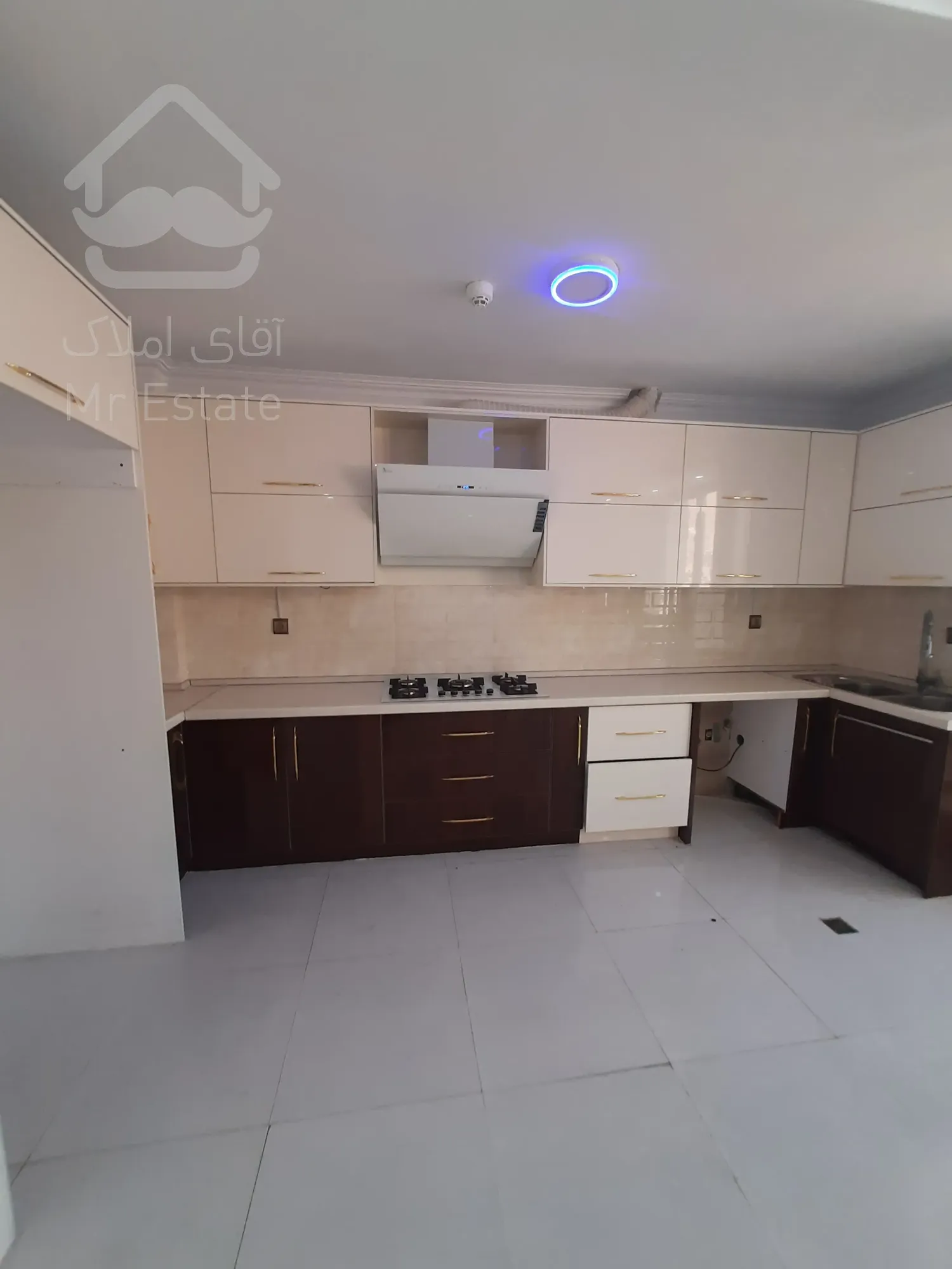 فروش آپارتمان ۹۵متر ۲خواب سالن پرده خور اشرفی