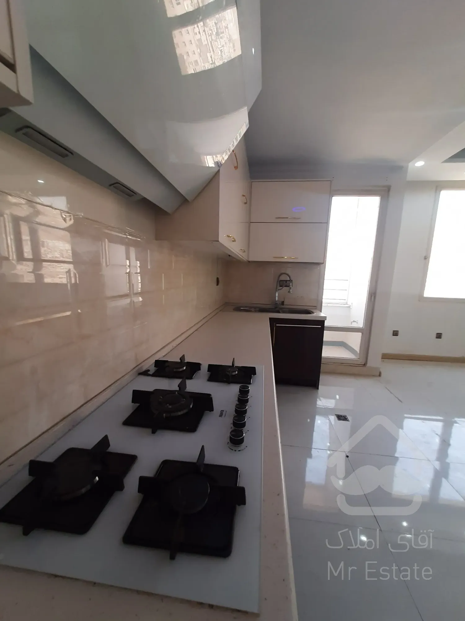 فروش آپارتمان ۹۵متر ۲خواب سالن پرده خور اشرفی