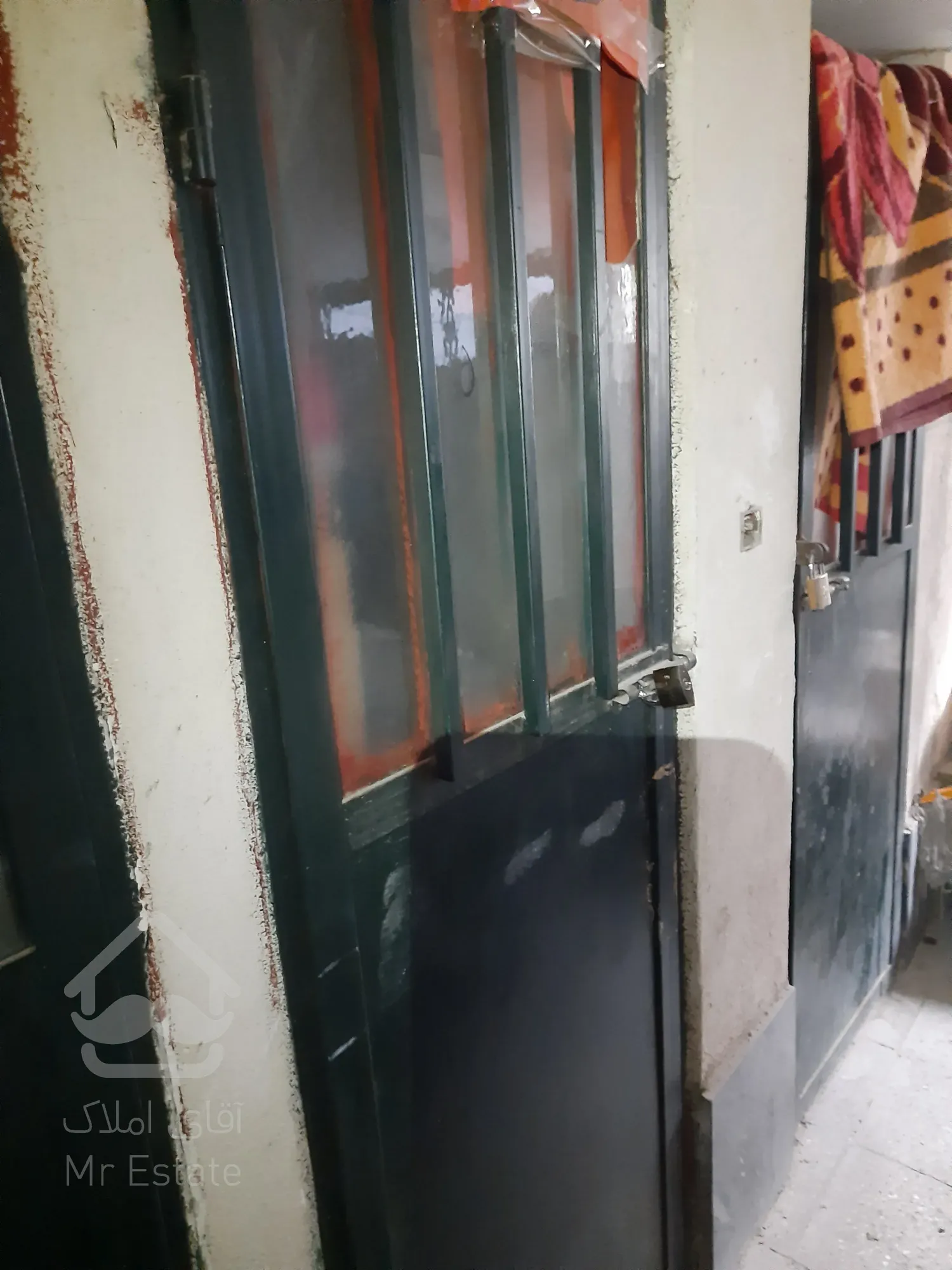 ۴۸ متری مدنی پارکینگ دار