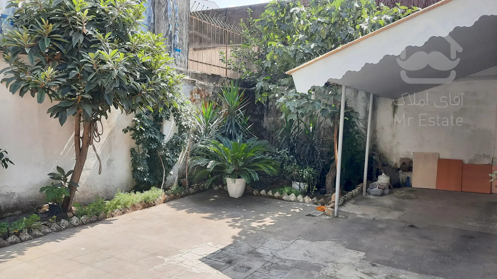 ویلایی رشت با 222 متر زمین امکان دریافت وام فرسوده