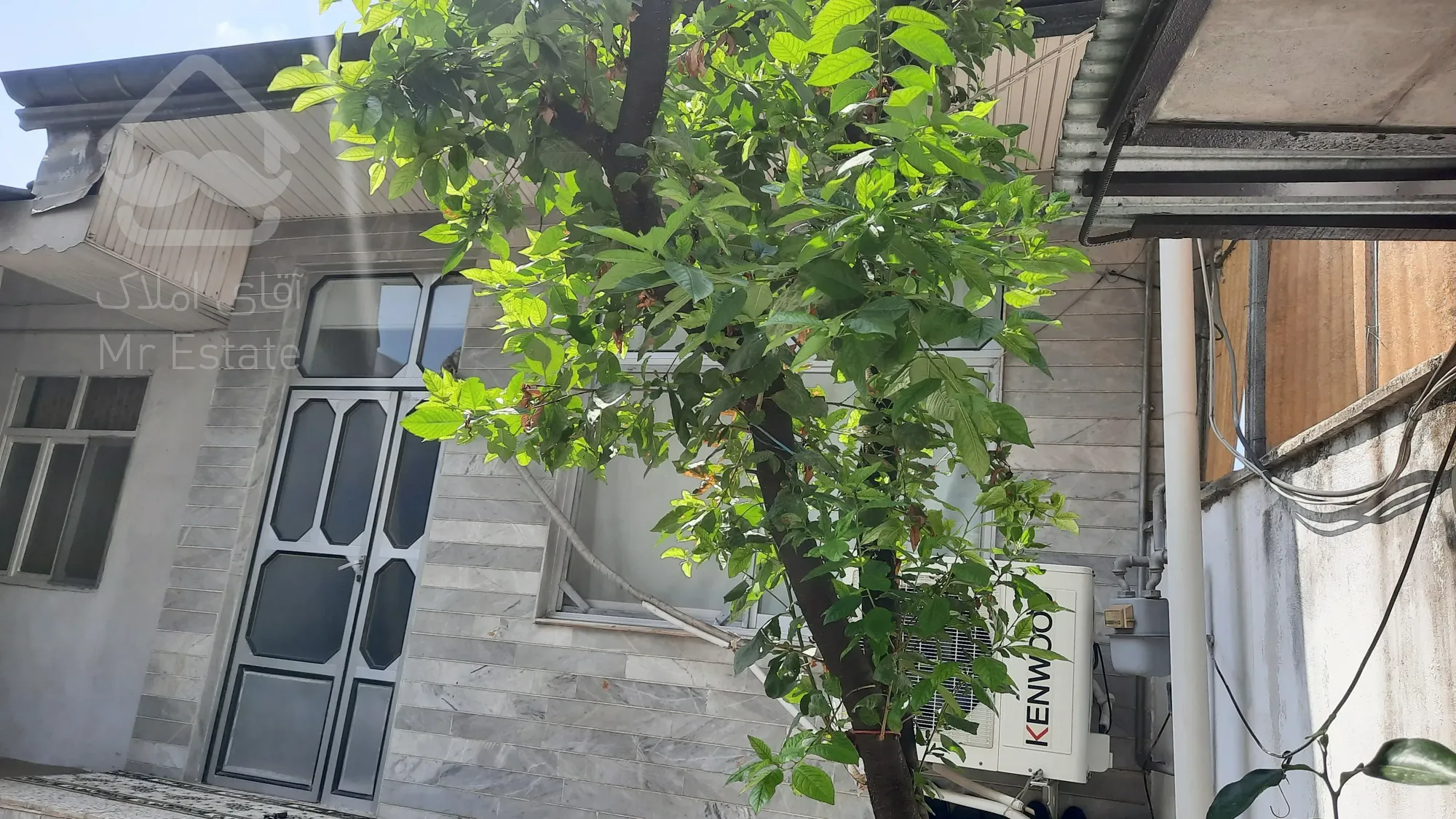 ویلایی رشت با 222 متر زمین امکان دریافت وام فرسوده