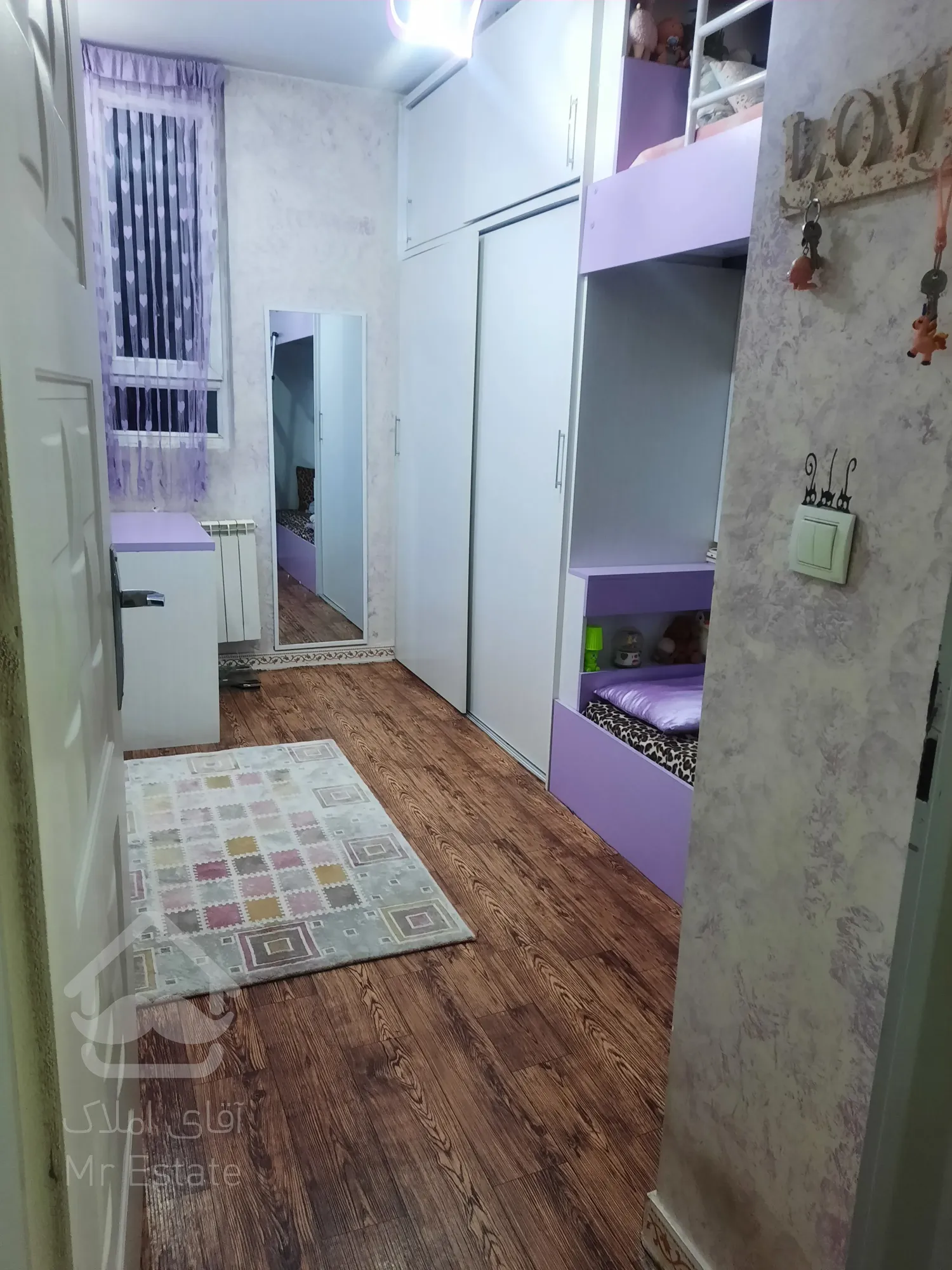 اپارتمان ۱۰۷ متری خوش نقشه غرق نور